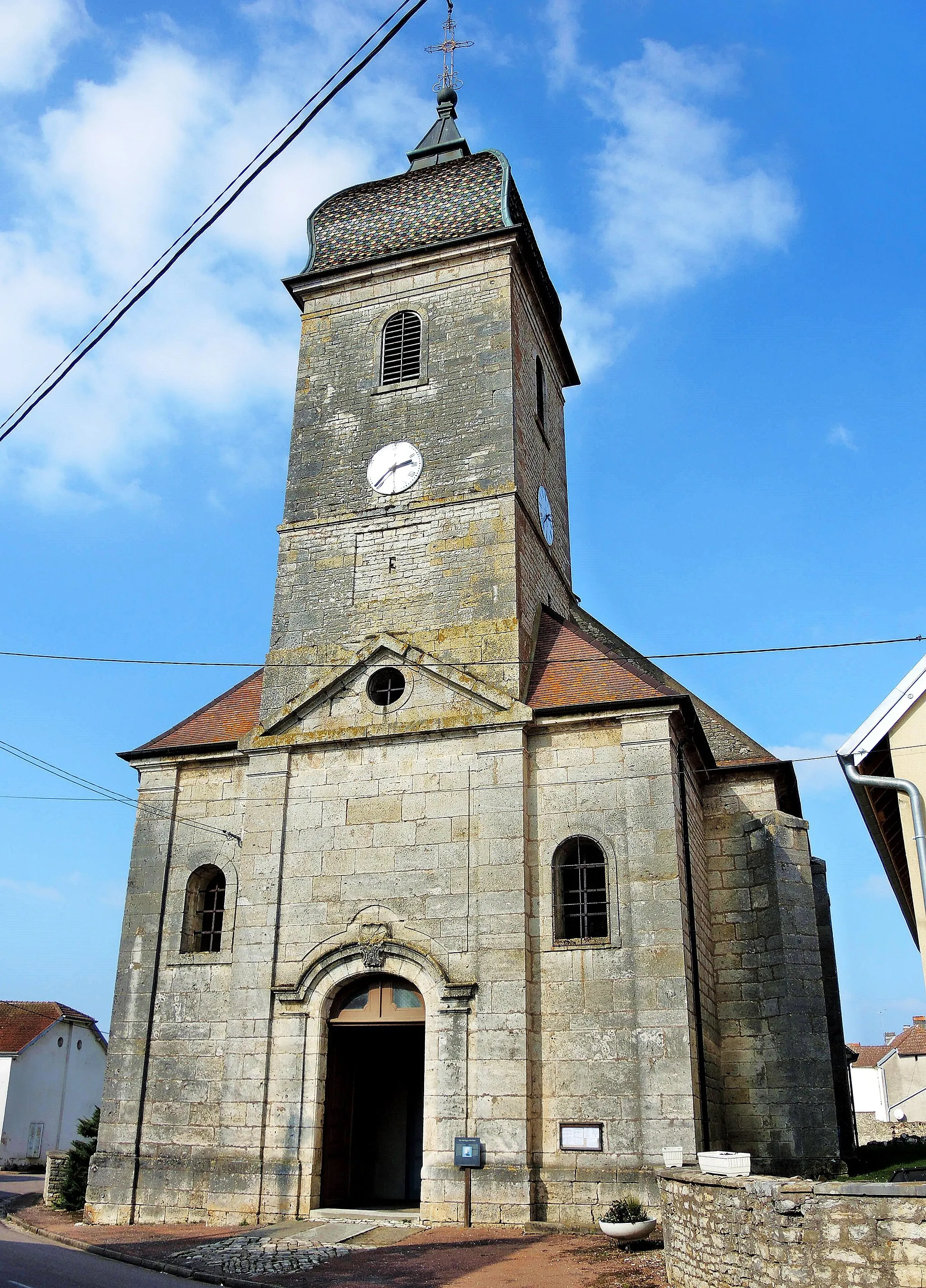 Photo showing: Eglise saint Ferréol et saint Ferjeux à Soing.