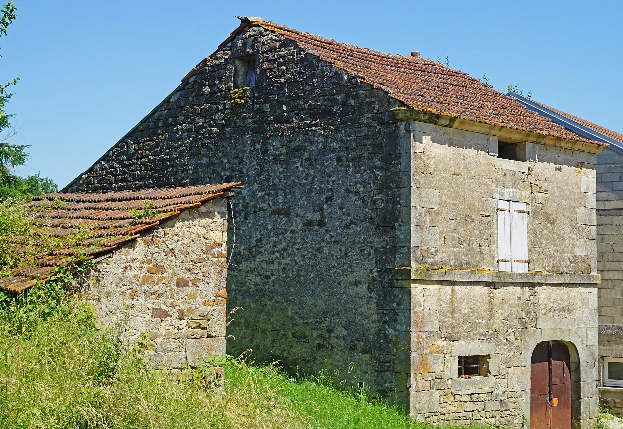 Photo showing: Maison ancienne à Vilory.