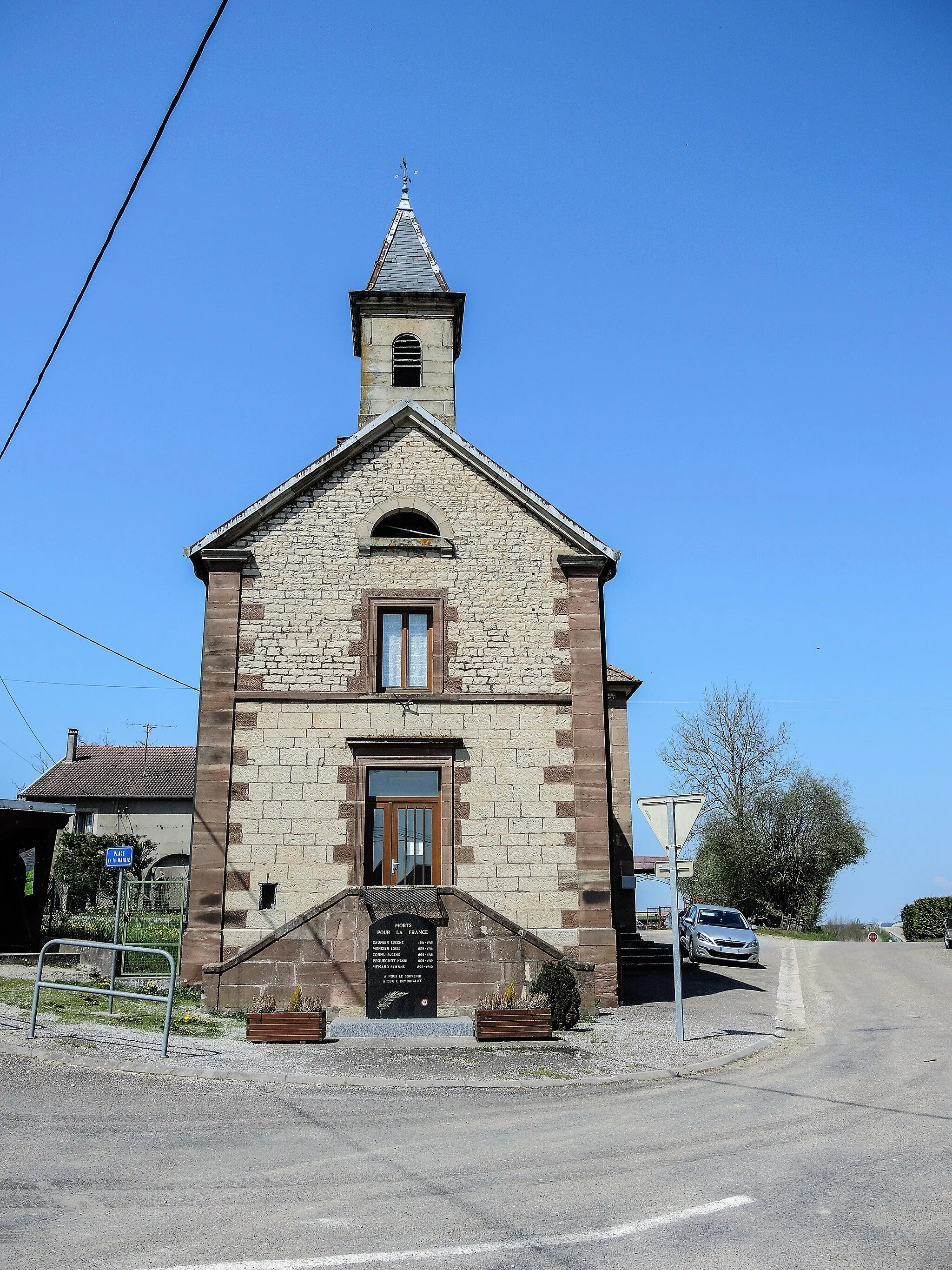 Photo showing: Façade de la mairie