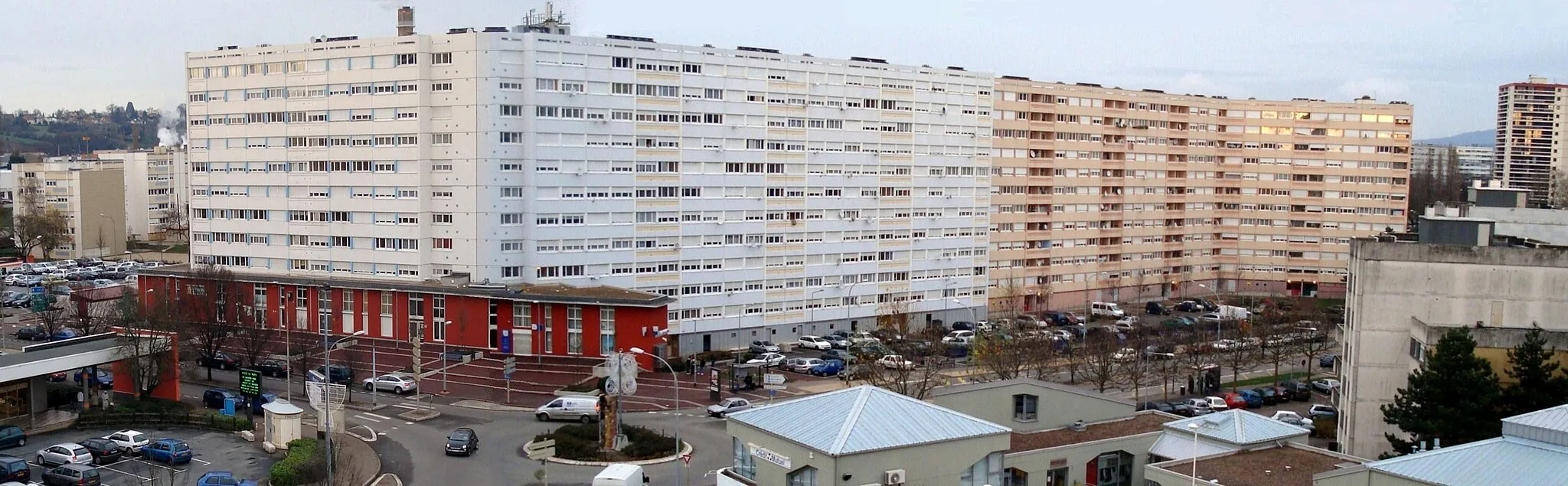 Photo showing: Bloc d'Île-de-France du quartier de Planoise à Besançon (Doubs, France).