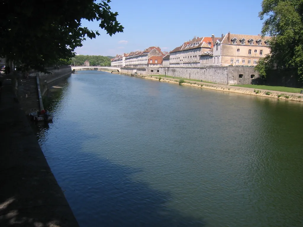 Photo showing: Doubs à Besançon