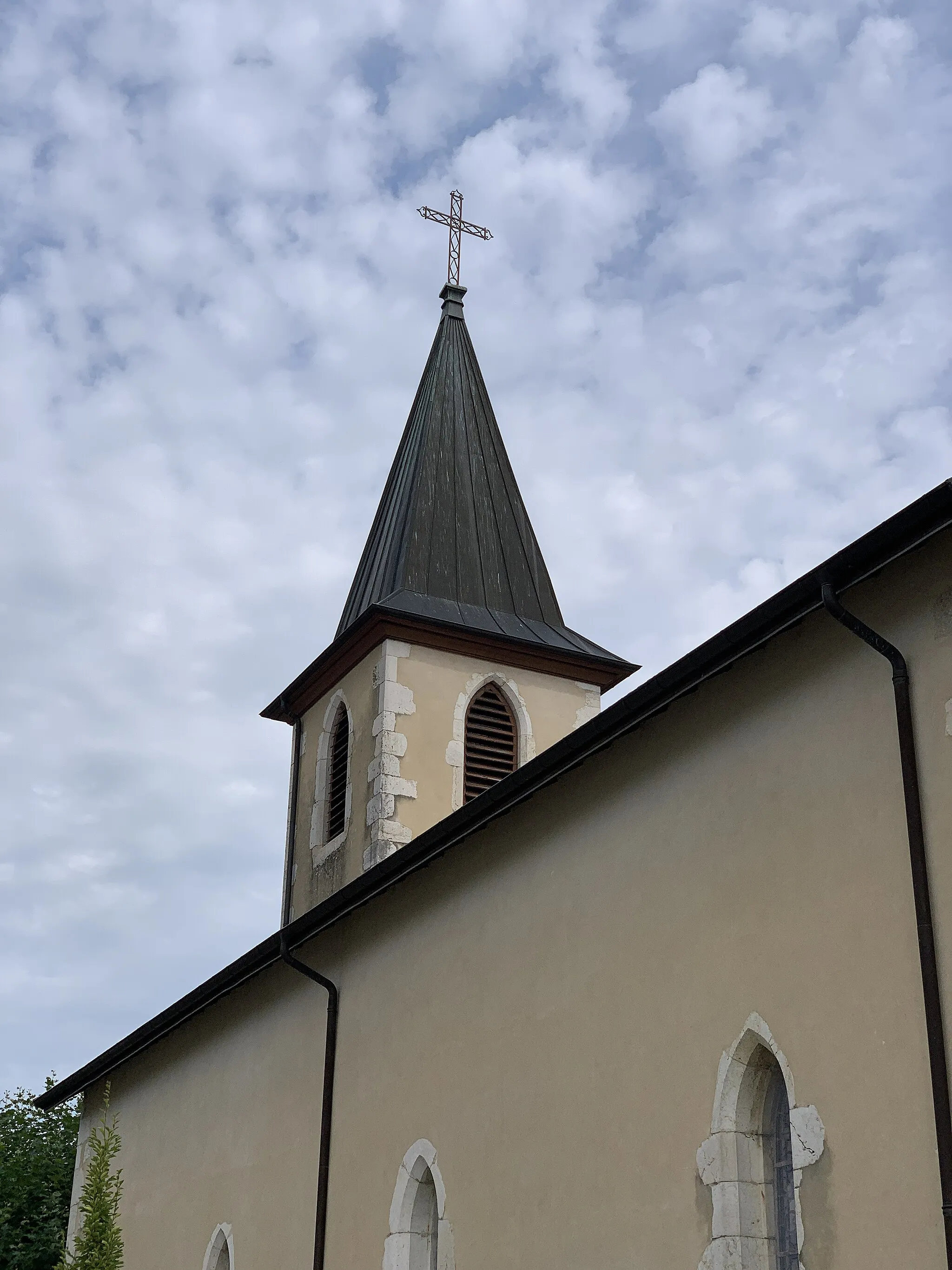 Photo showing: Église Saint-Denis de Cessy, Ain.