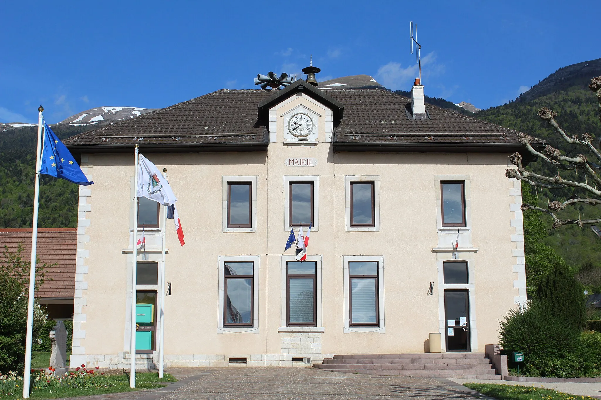 Photo showing: Mairie d'Échenevex.