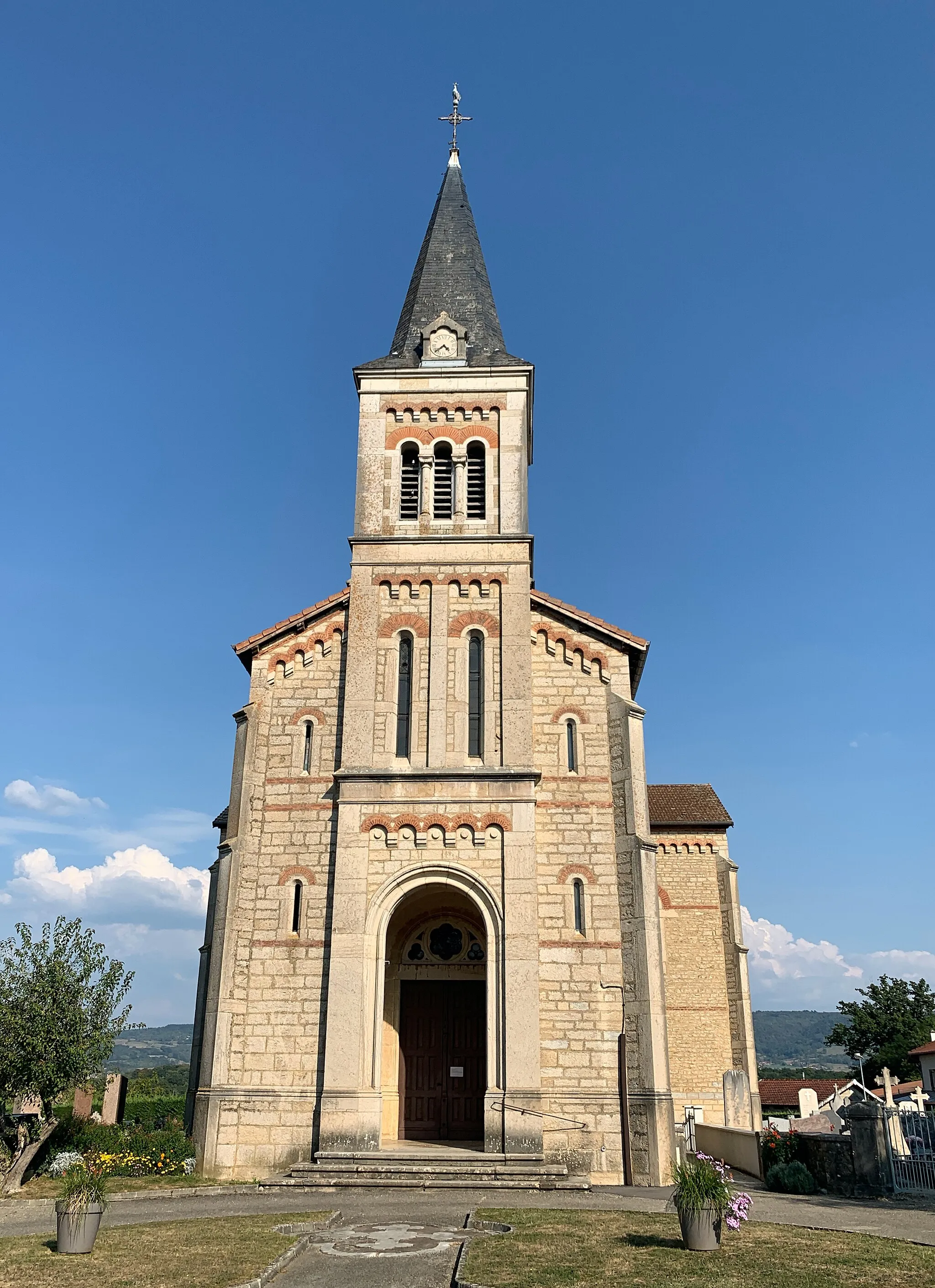 Photo showing: Église Saint-Théodore de Domsure.