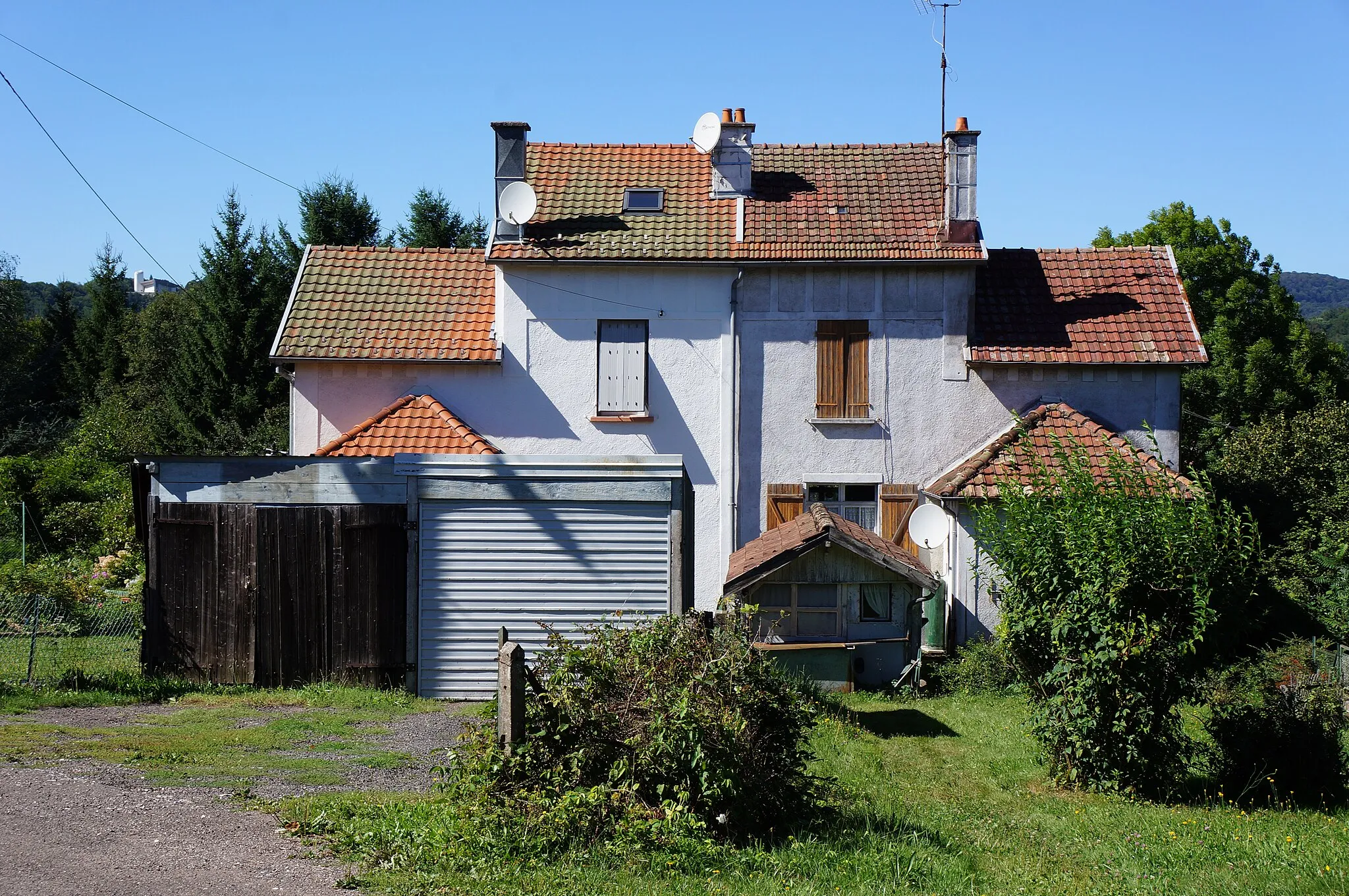 Photo showing: La cité minière des chefs de postes près d’Éboulet en Haute-Saône dans l'est de la France.