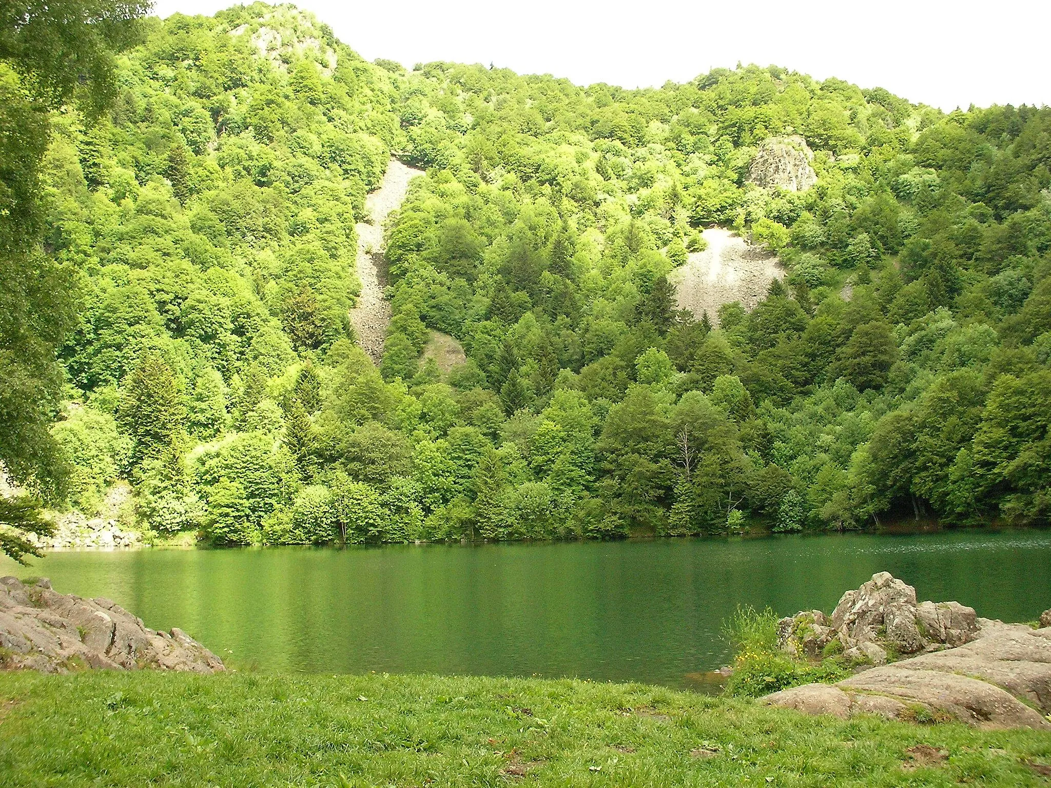 Photo showing: Lac des Perches (984 m) à Rimbach-près-Masevaux (Haut-Rhin, France).