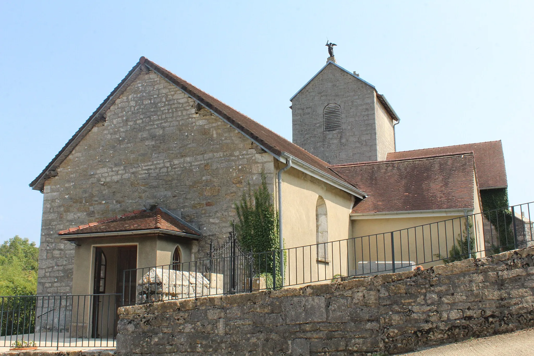 Photo showing: Église Saint-Michel de Marnoz.