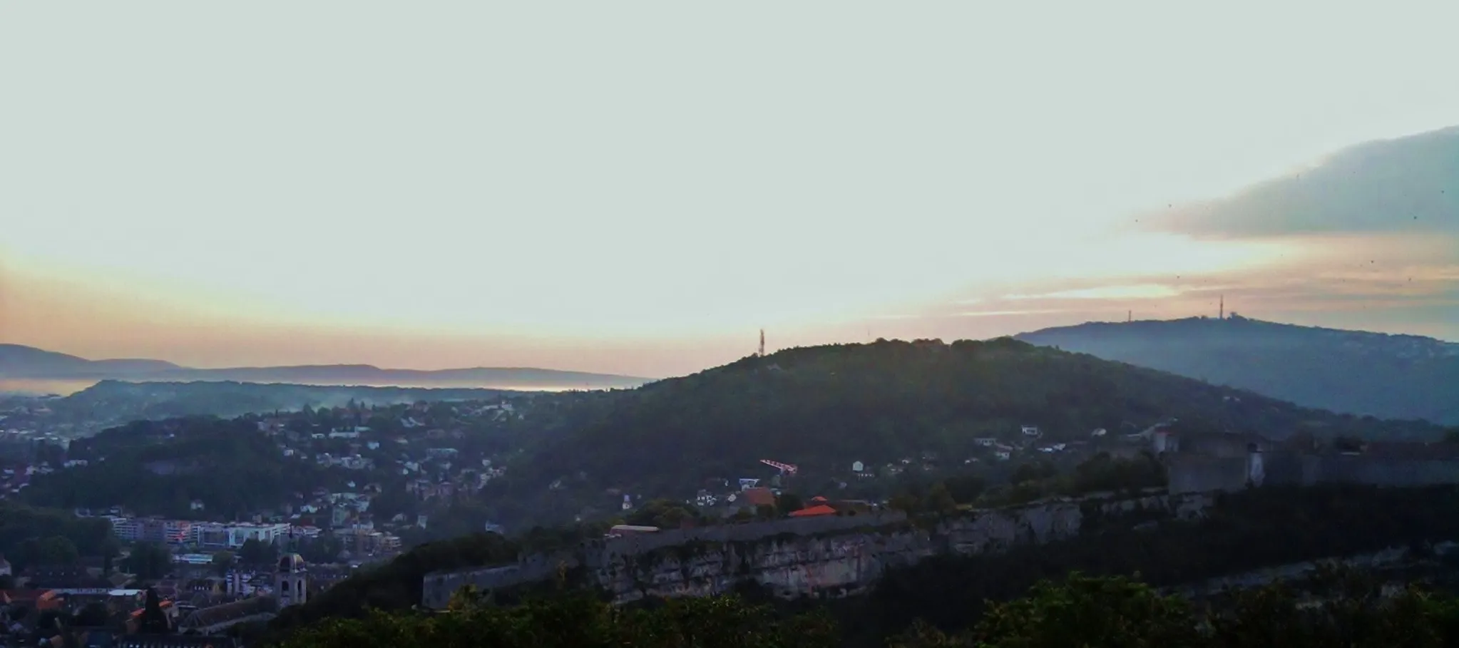 Photo showing: Colline de Bregille à Besançon (Doubs, France).