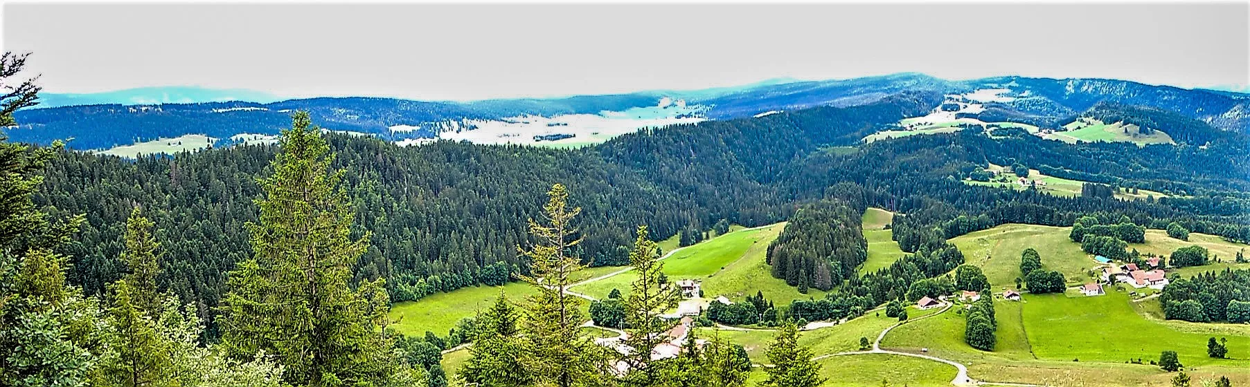 Photo showing: Panorama élargi, côté sud-ouest