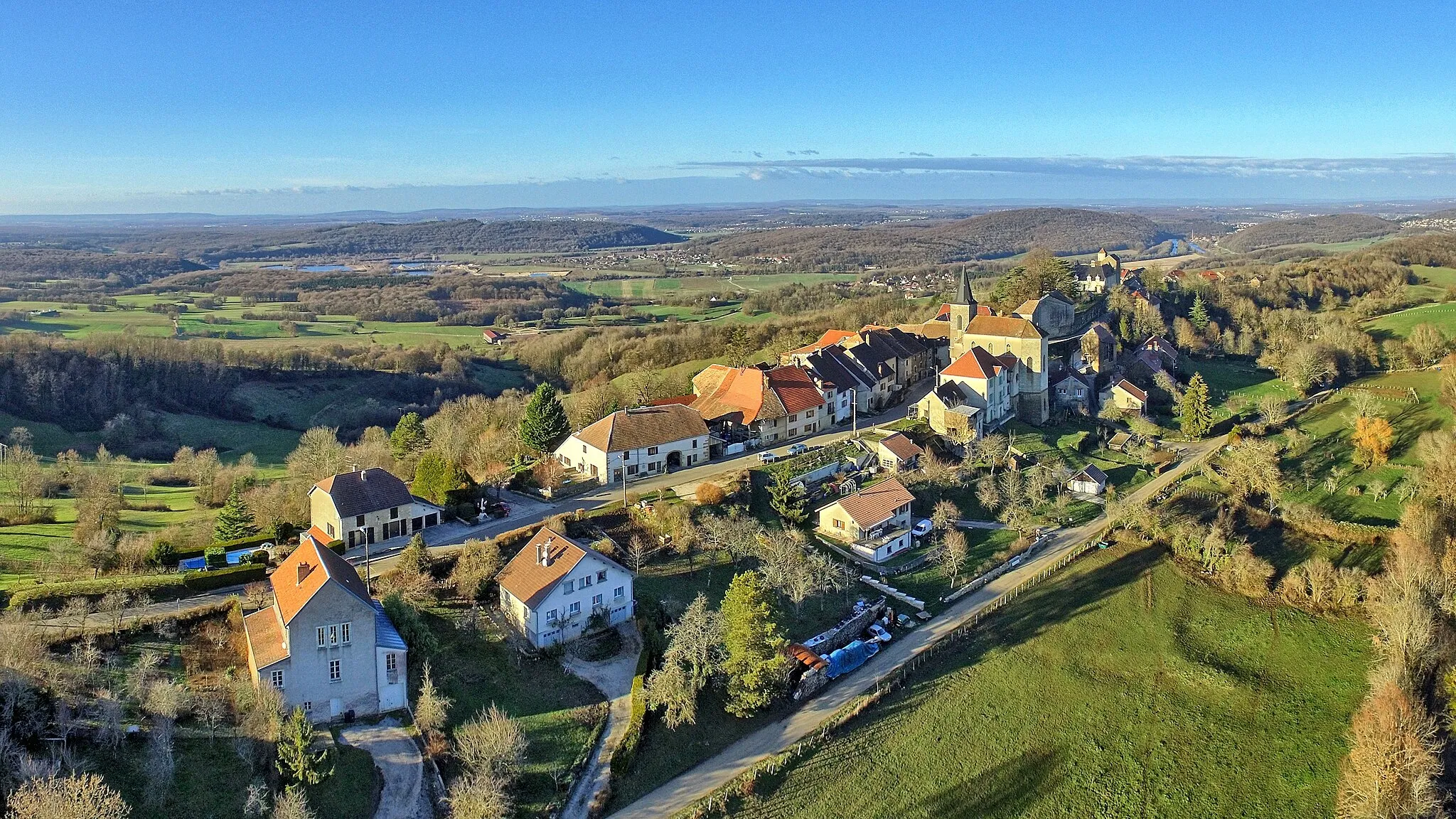 Photo showing: Le village sur son promontoire