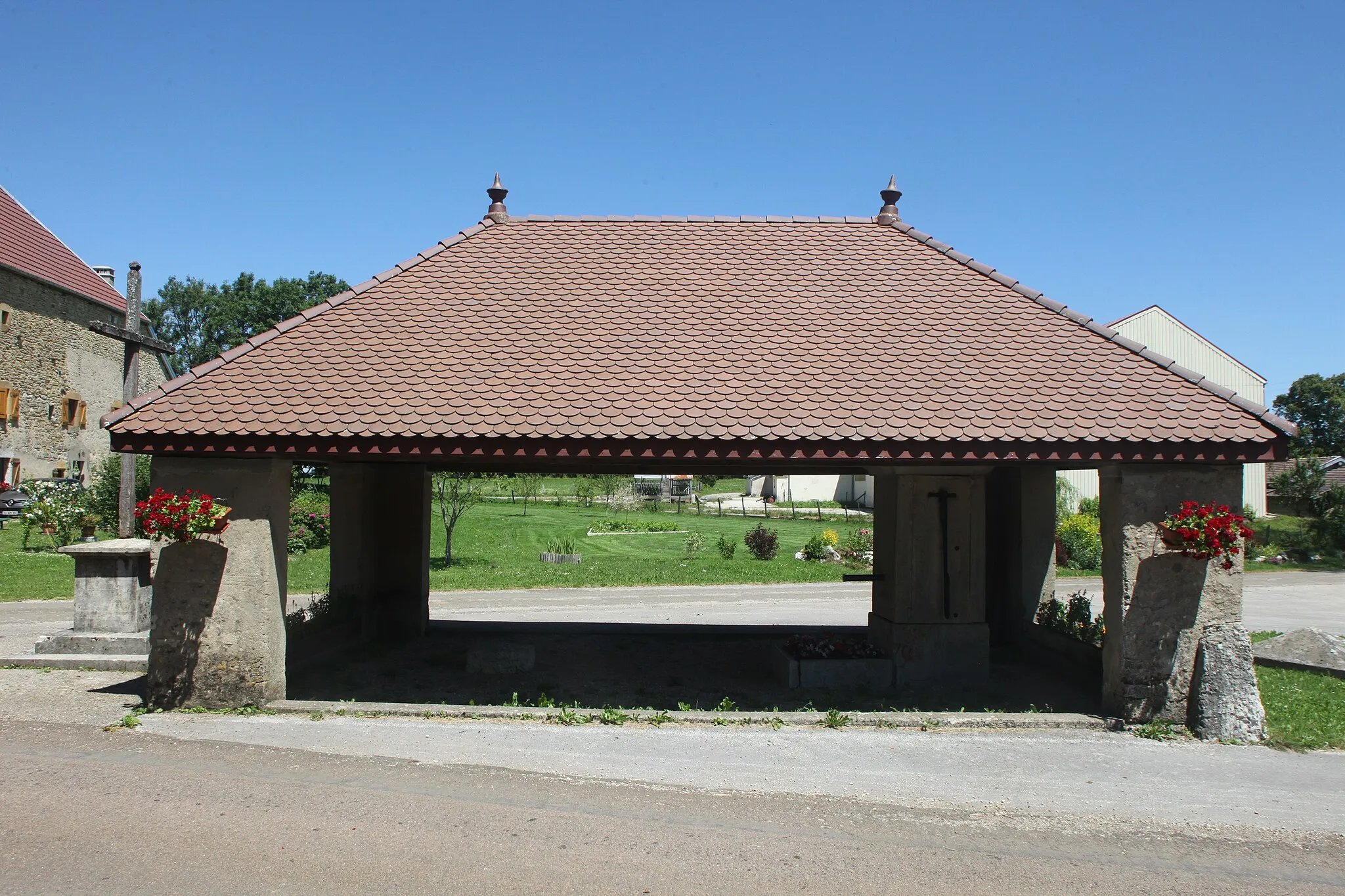 Photo showing: Ancienne fontaine à Billecul (Jura).