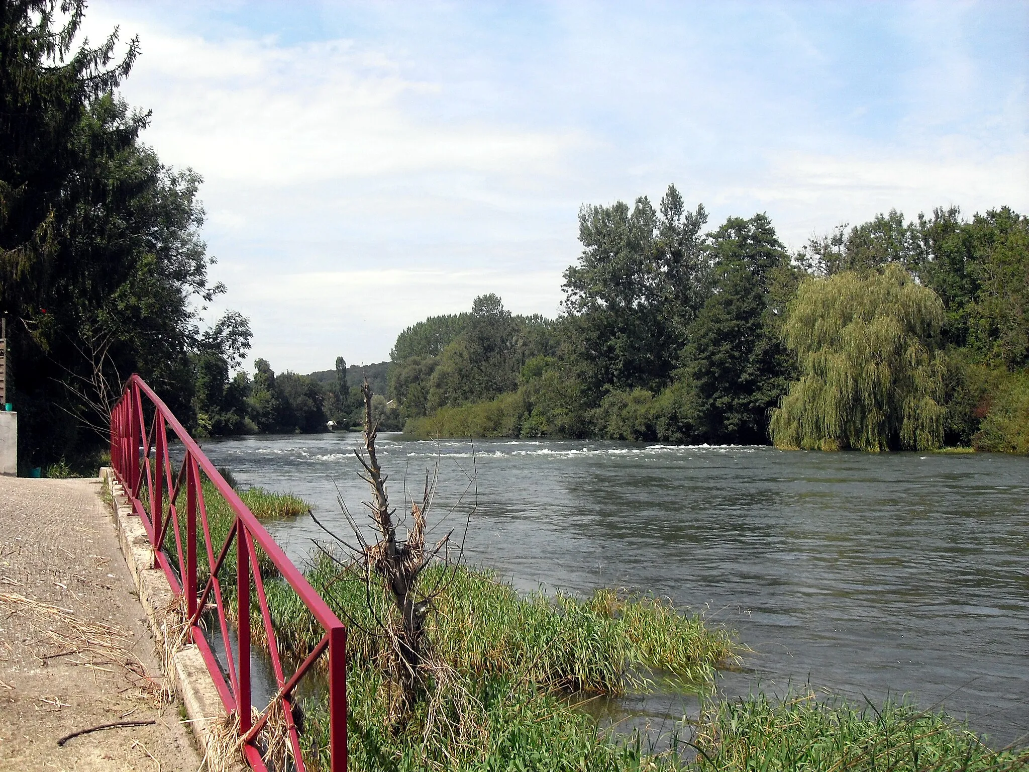 Photo showing: Le Doubs à Mandeure