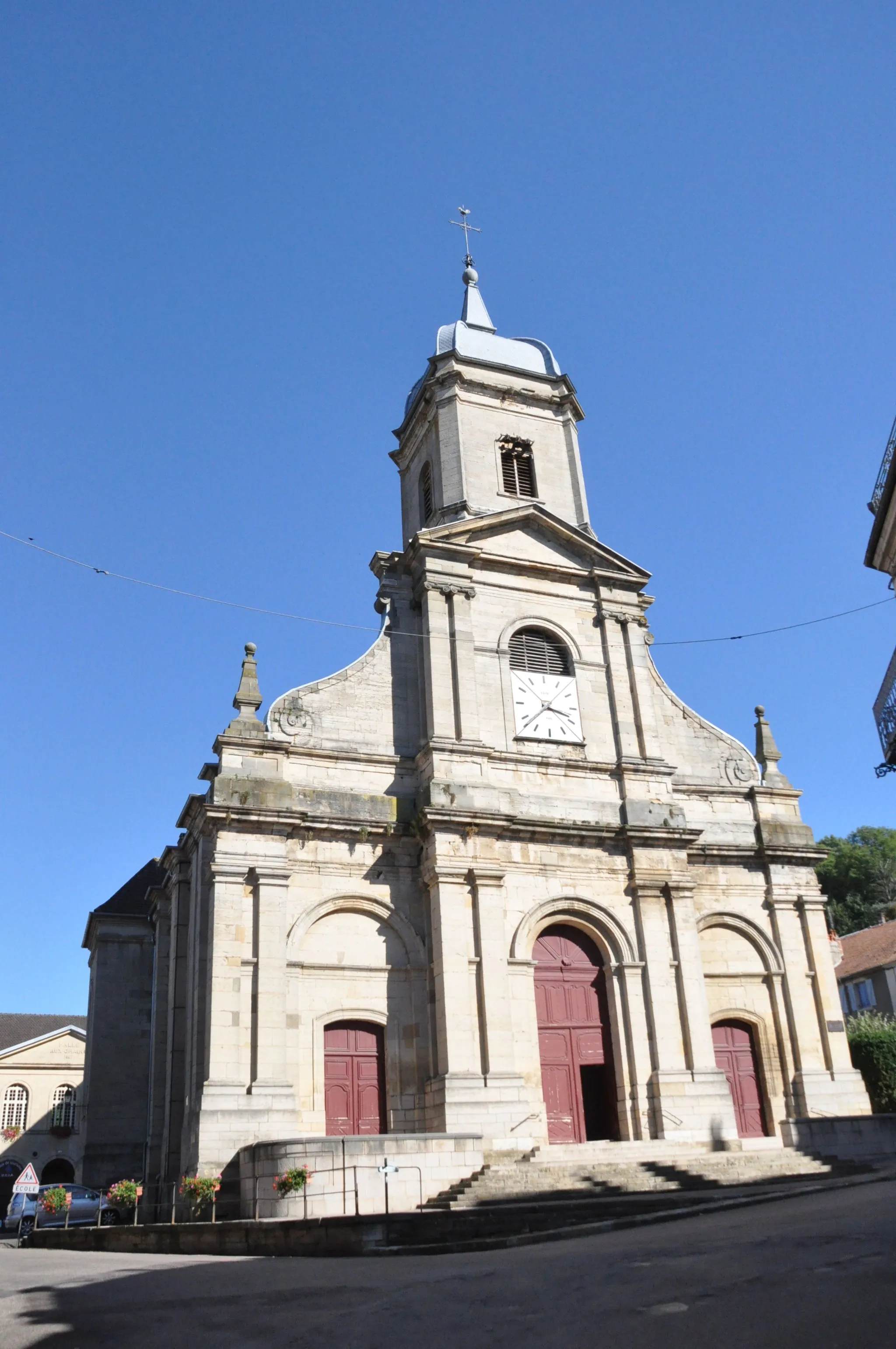 Photo showing: Église Saint-Pierre de Jussey