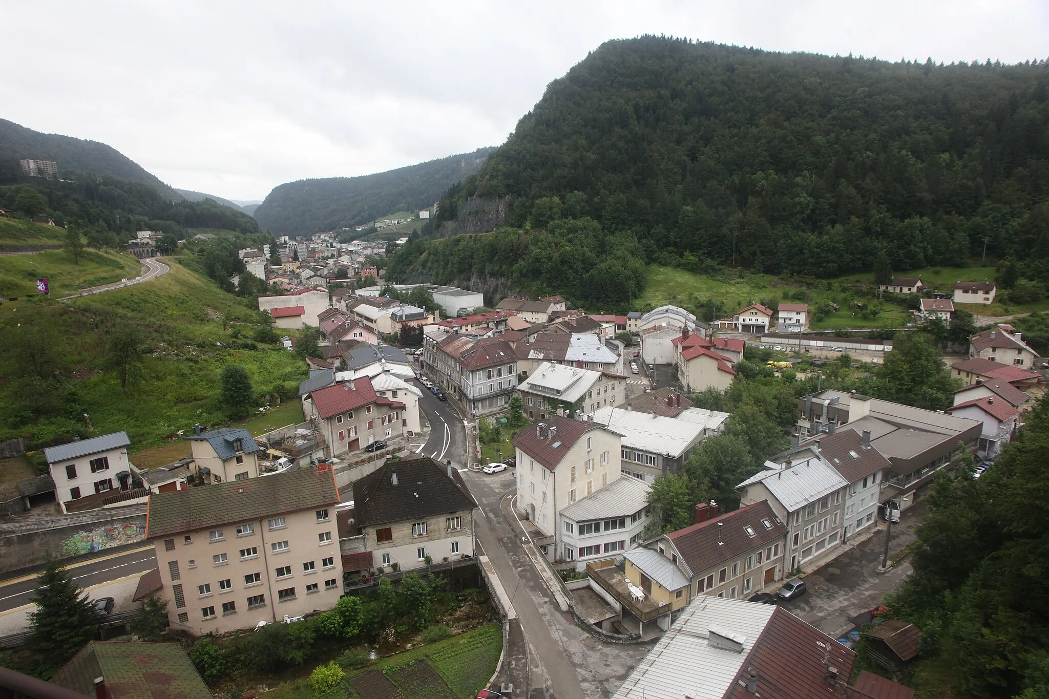 Photo showing: Vue de Morez depuis la ligne des hirondelles.