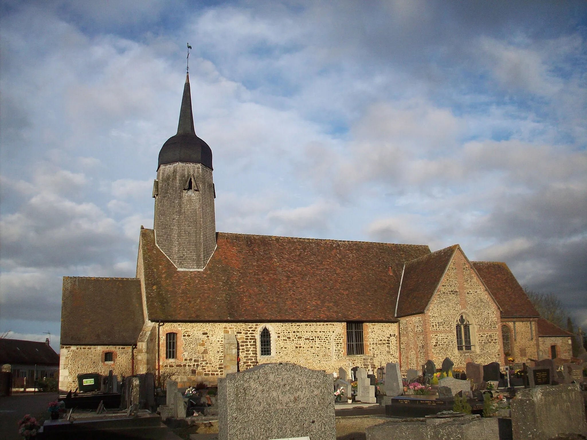 Photo showing: Église Saint-Pierre