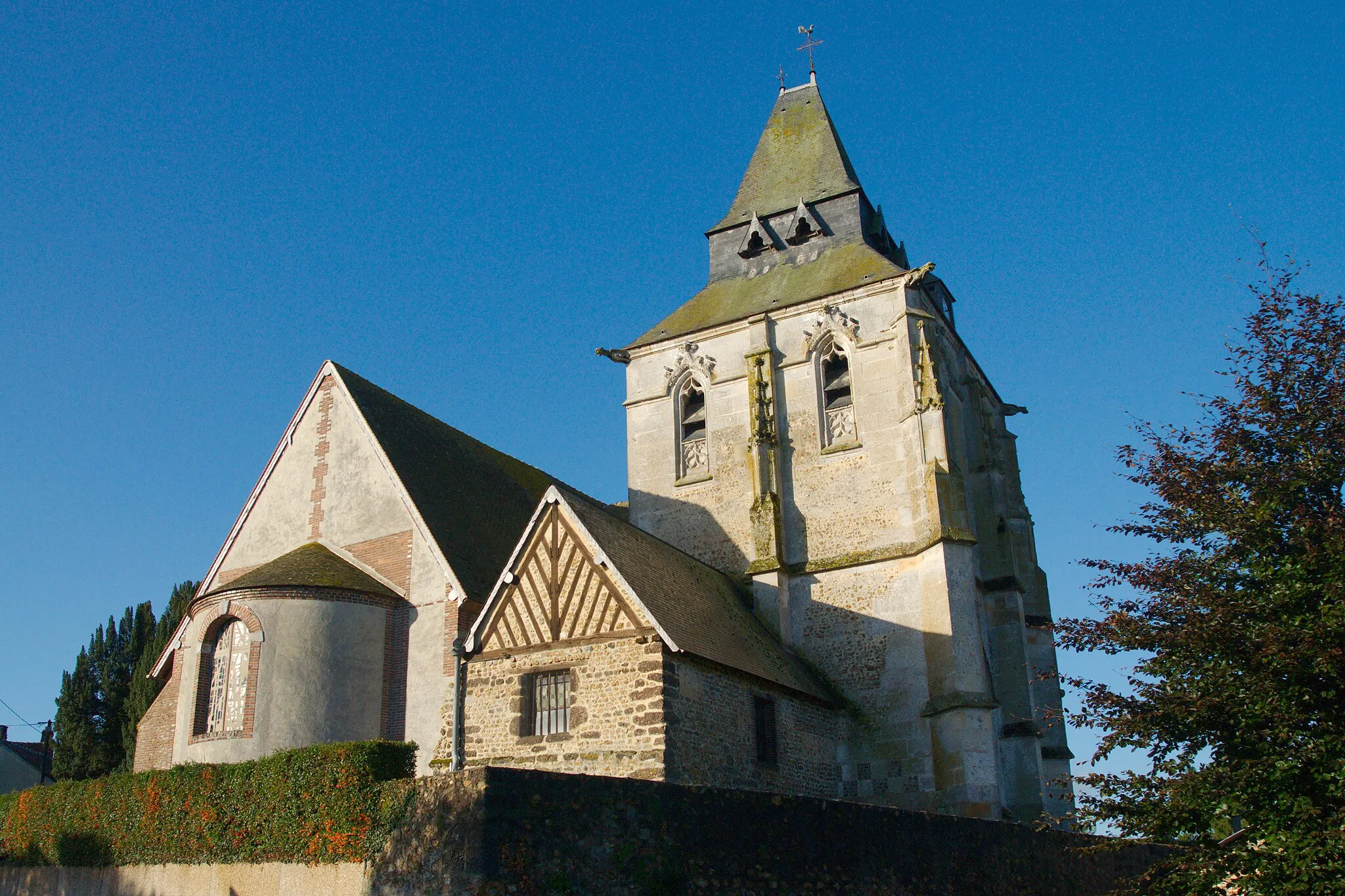 Photo showing: This building is indexed in the base Mérimée, a database of architectural heritage maintained by the French Ministry of Culture, under the reference PA00099300 .