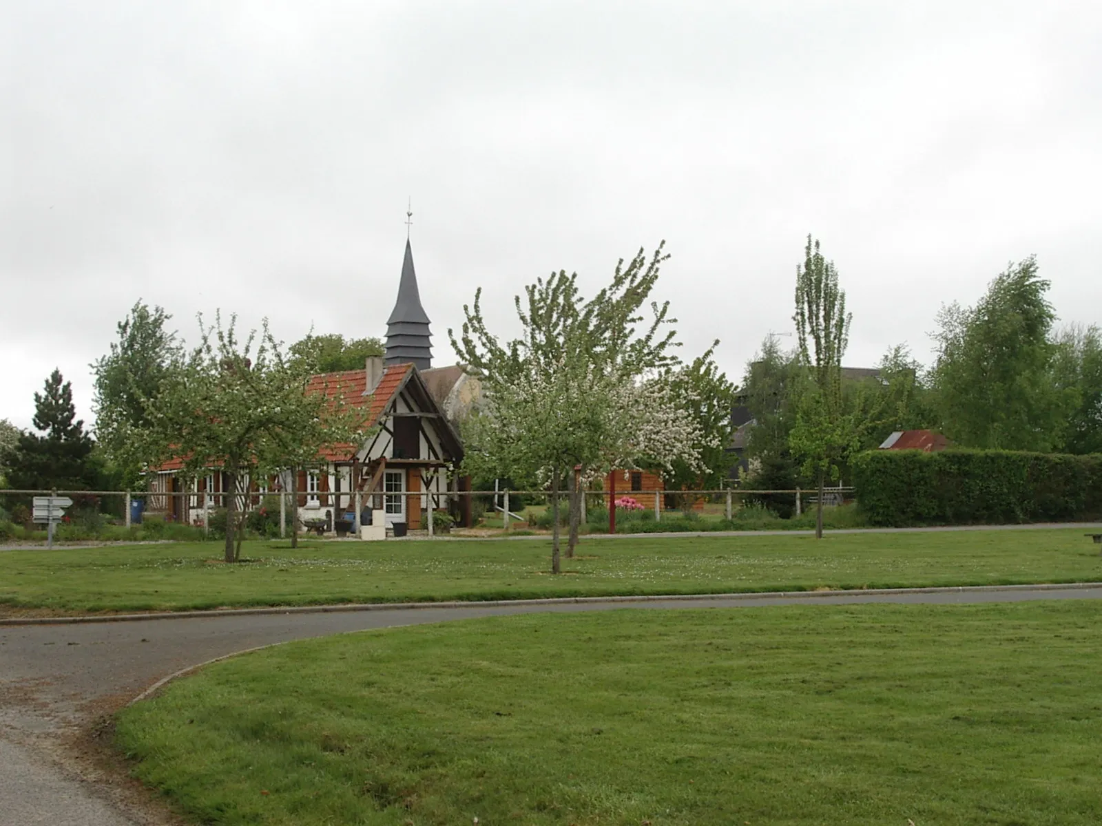 Photo showing: Vue du village de Sainte-Marguerite-en-Ouche (France, Eure)