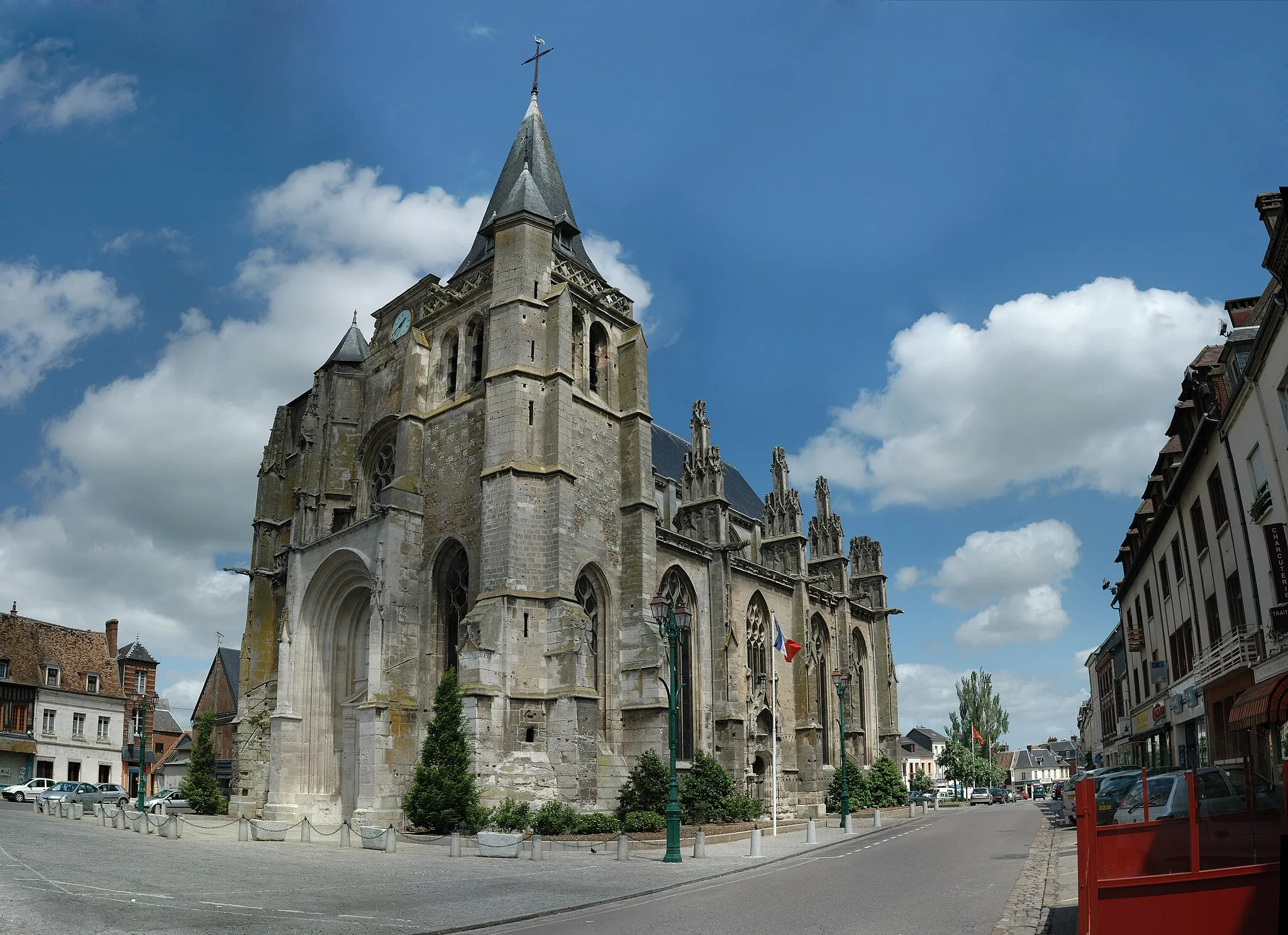Photo showing: Église Saint-Pierre-et-Saint-Paul du Neubourg