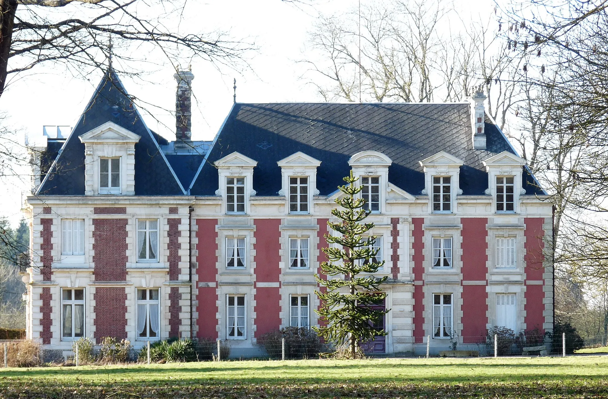 Photo showing: Manoir du Grand-Feugueray