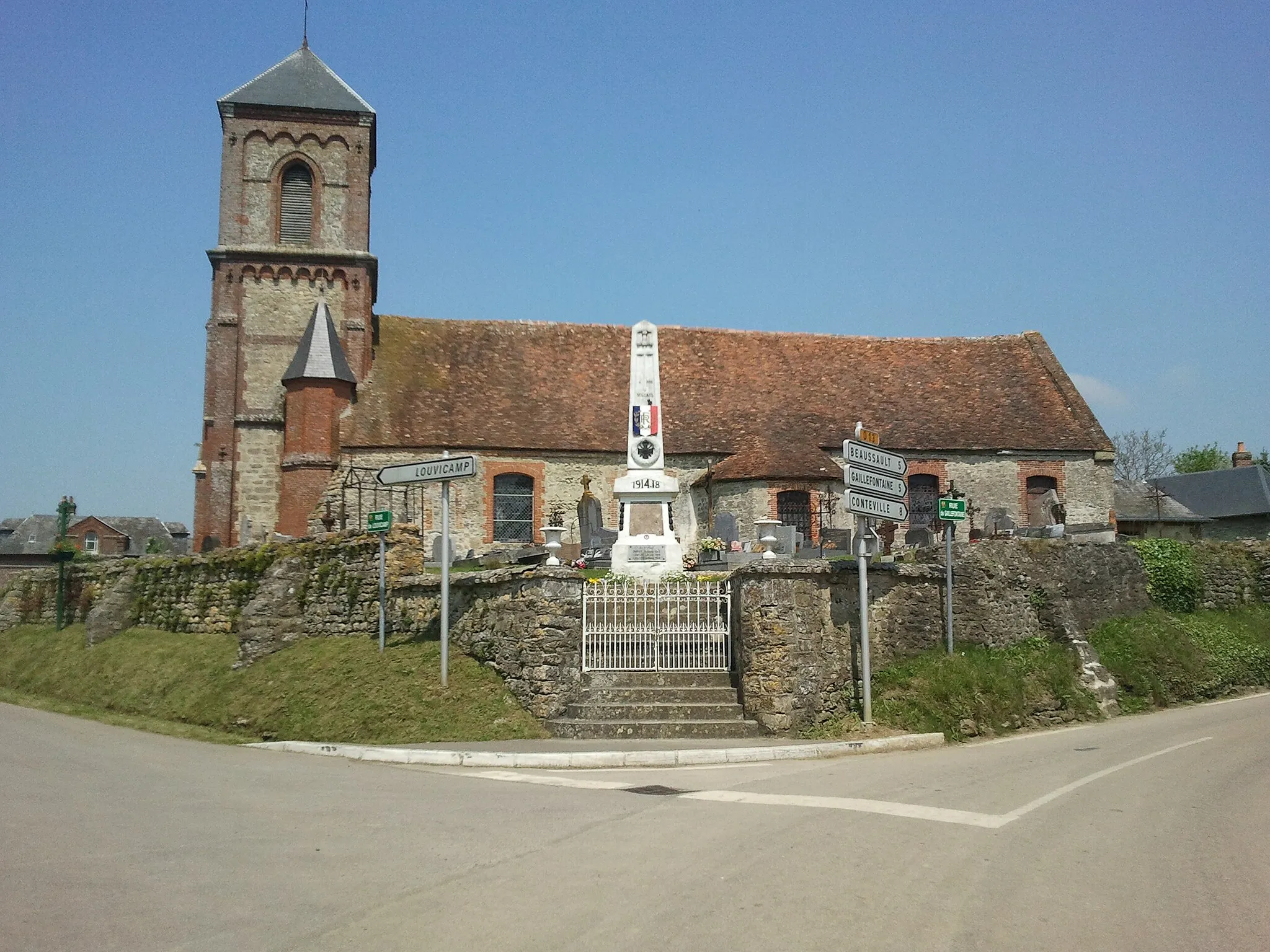 Photo showing: église de Compainville