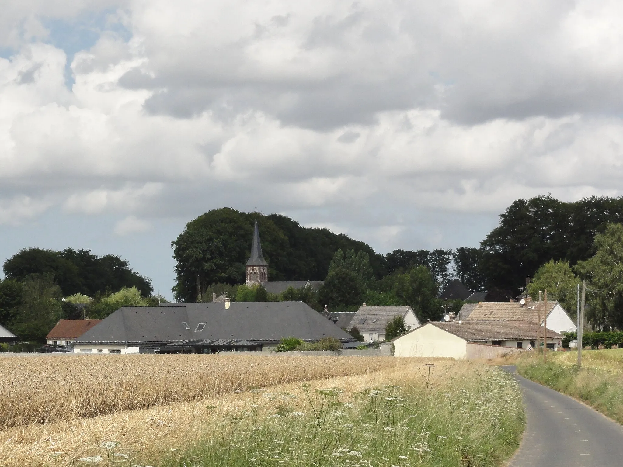 Photo showing: Ectot-l'Auber (Seine-Mar.) vue du village