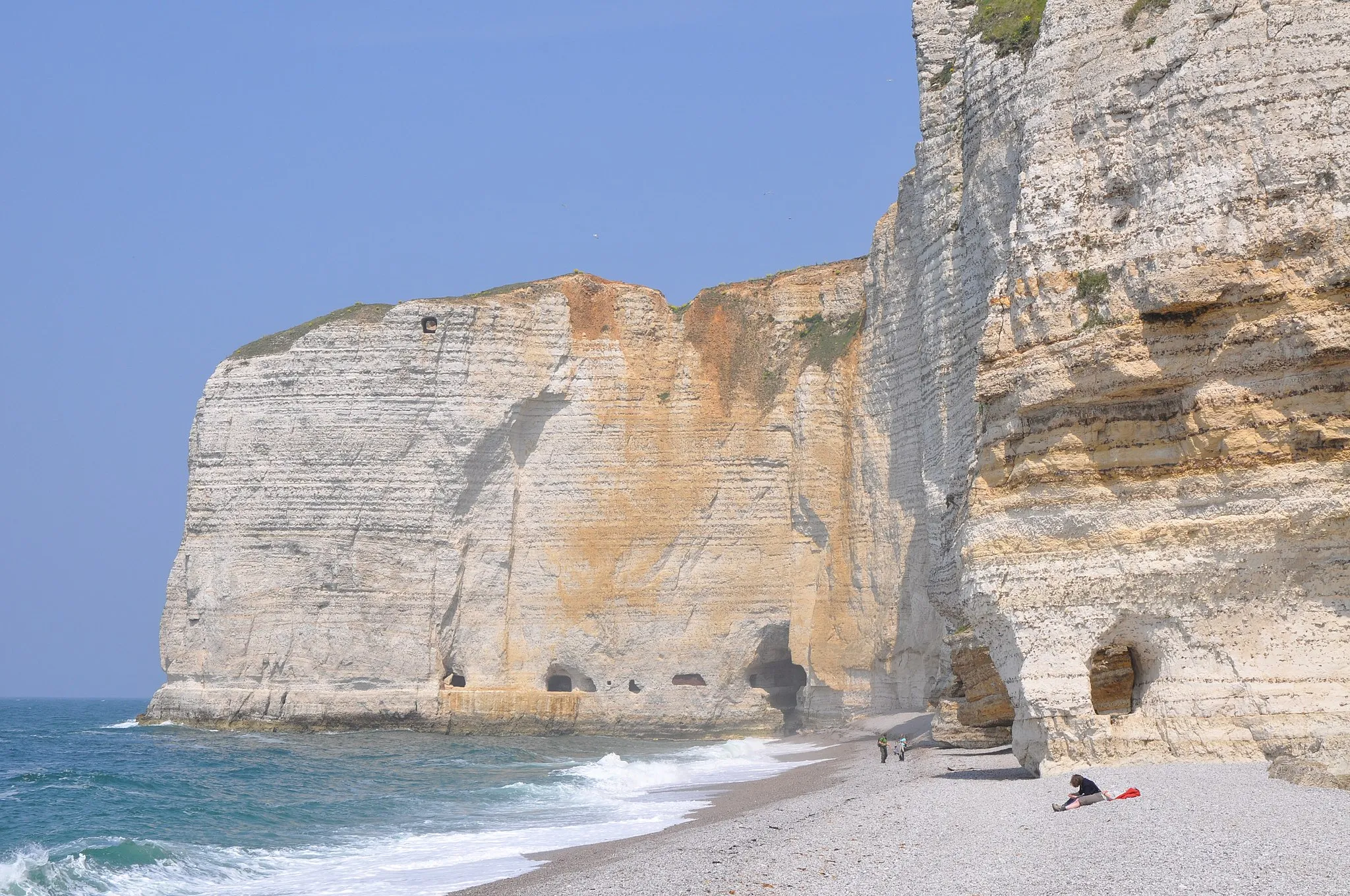 Photo showing: Beach of Le Tilleul loooking towards Etretat (France,Normandy)