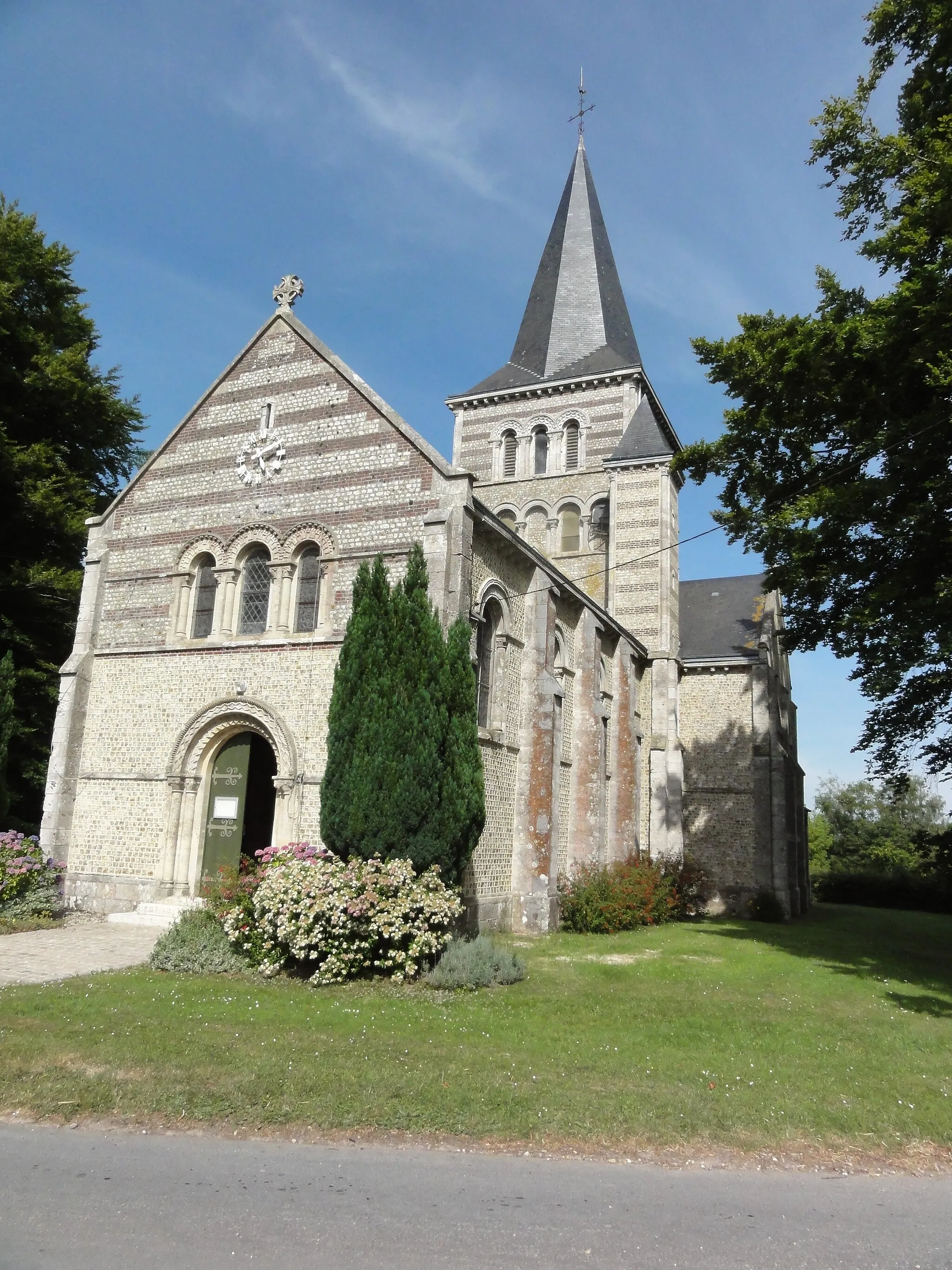 Photo showing: Sommesnil (Seine-Mar.) église