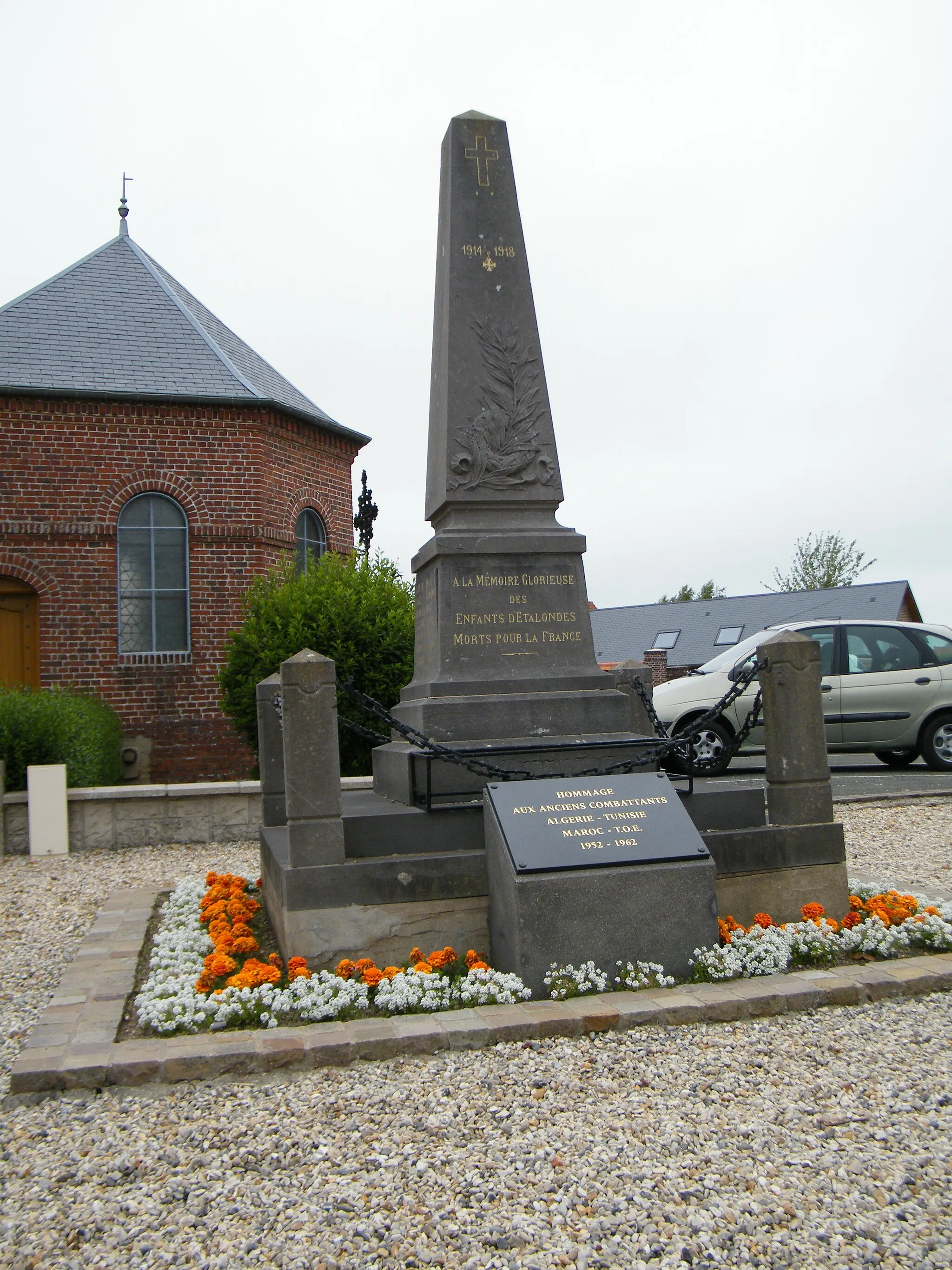 Photo showing: Monument - Etalondes (Seine-Maritime) France