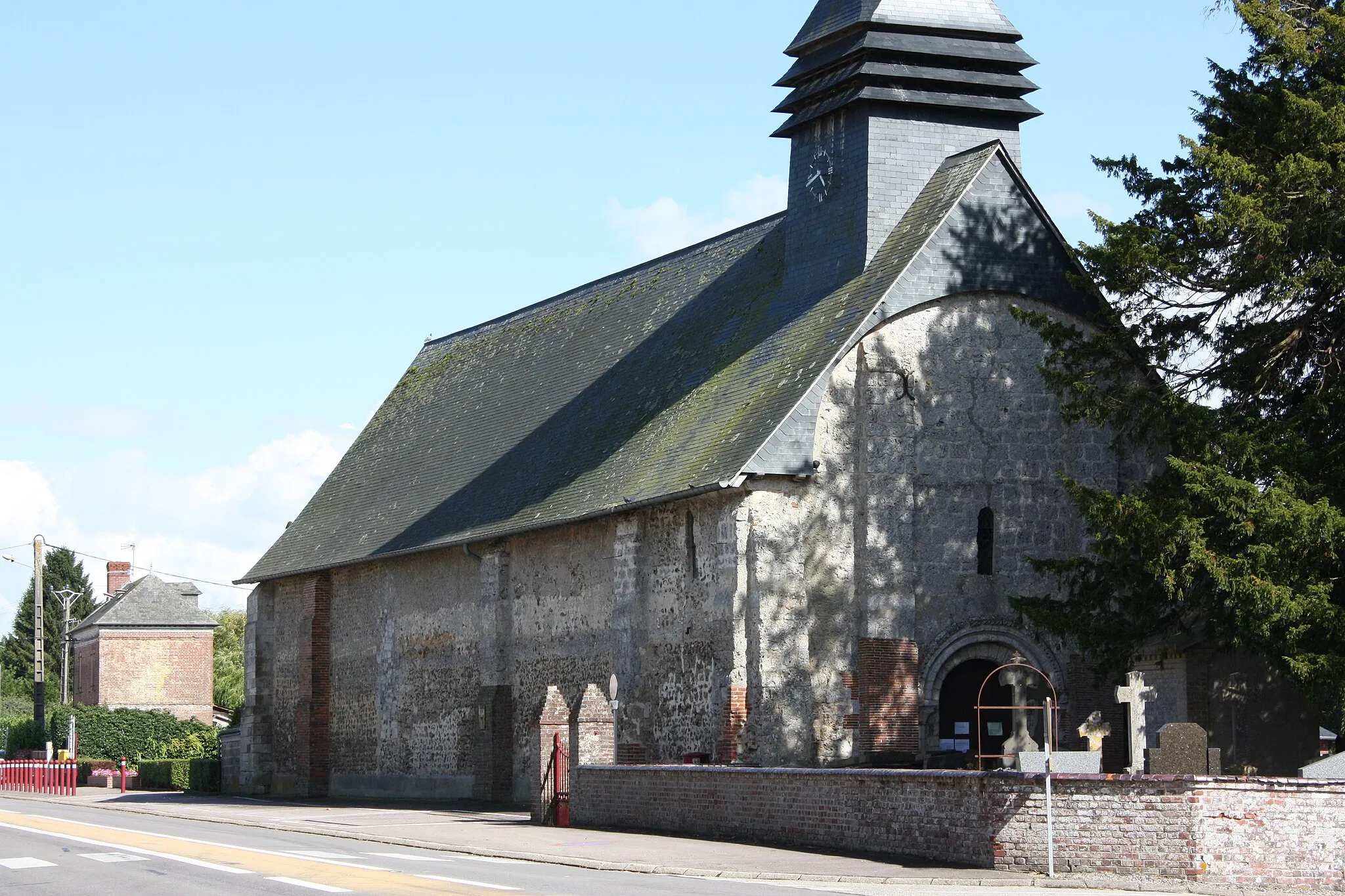 Photo showing: Duranville - Eglise Saint-Ouen