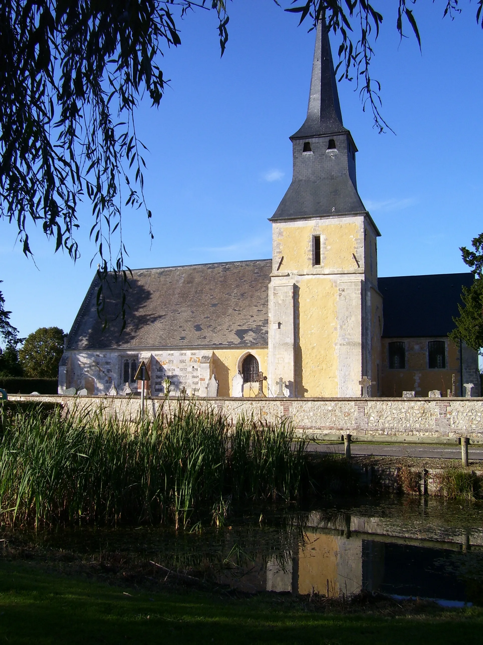 Photo showing: The church Saint-Just in Hecmanville (Eure) in France.