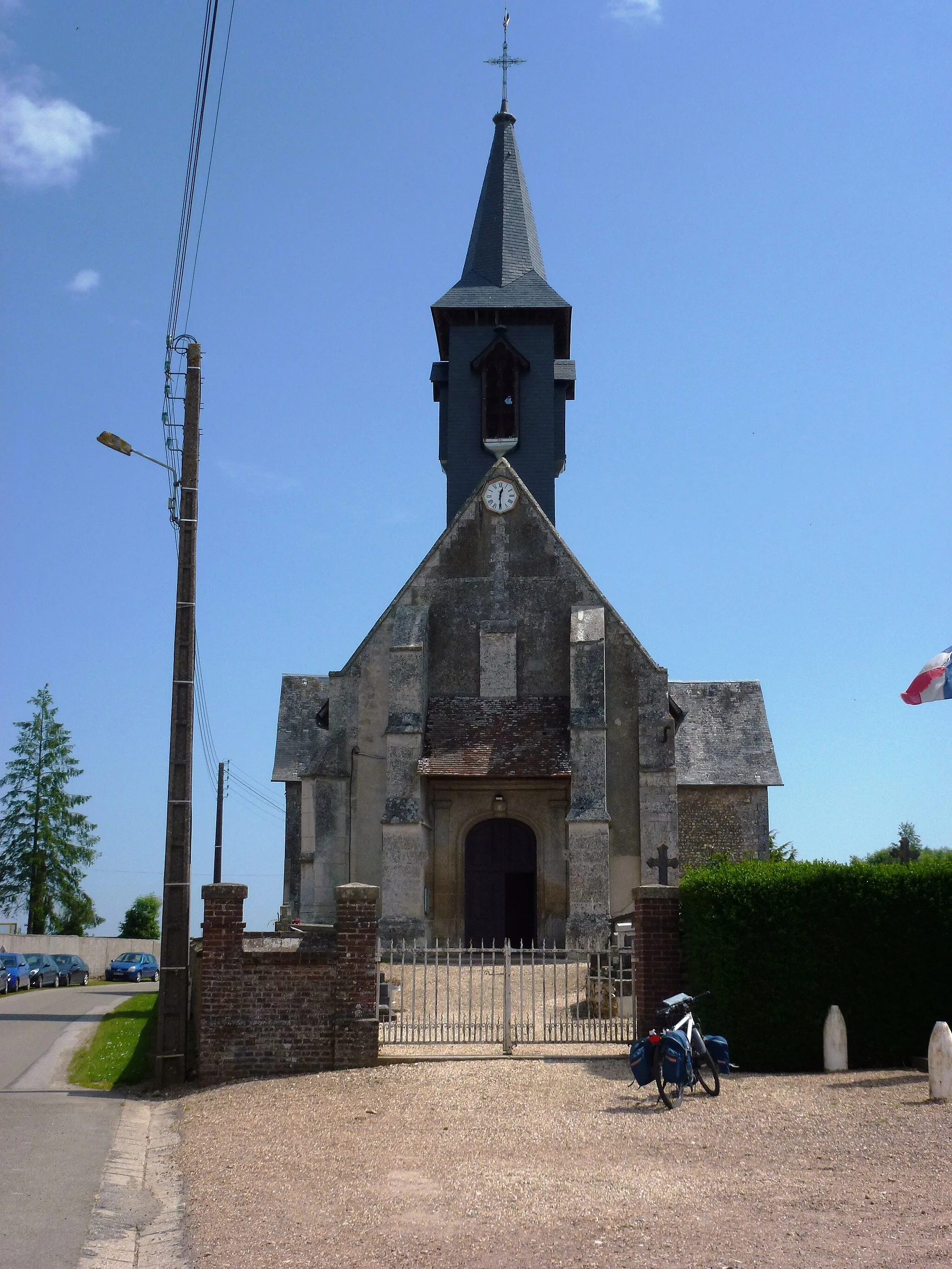 Photo showing: Thibouville (Eure, Fr) église Saint-Paterne, façade d'entrée