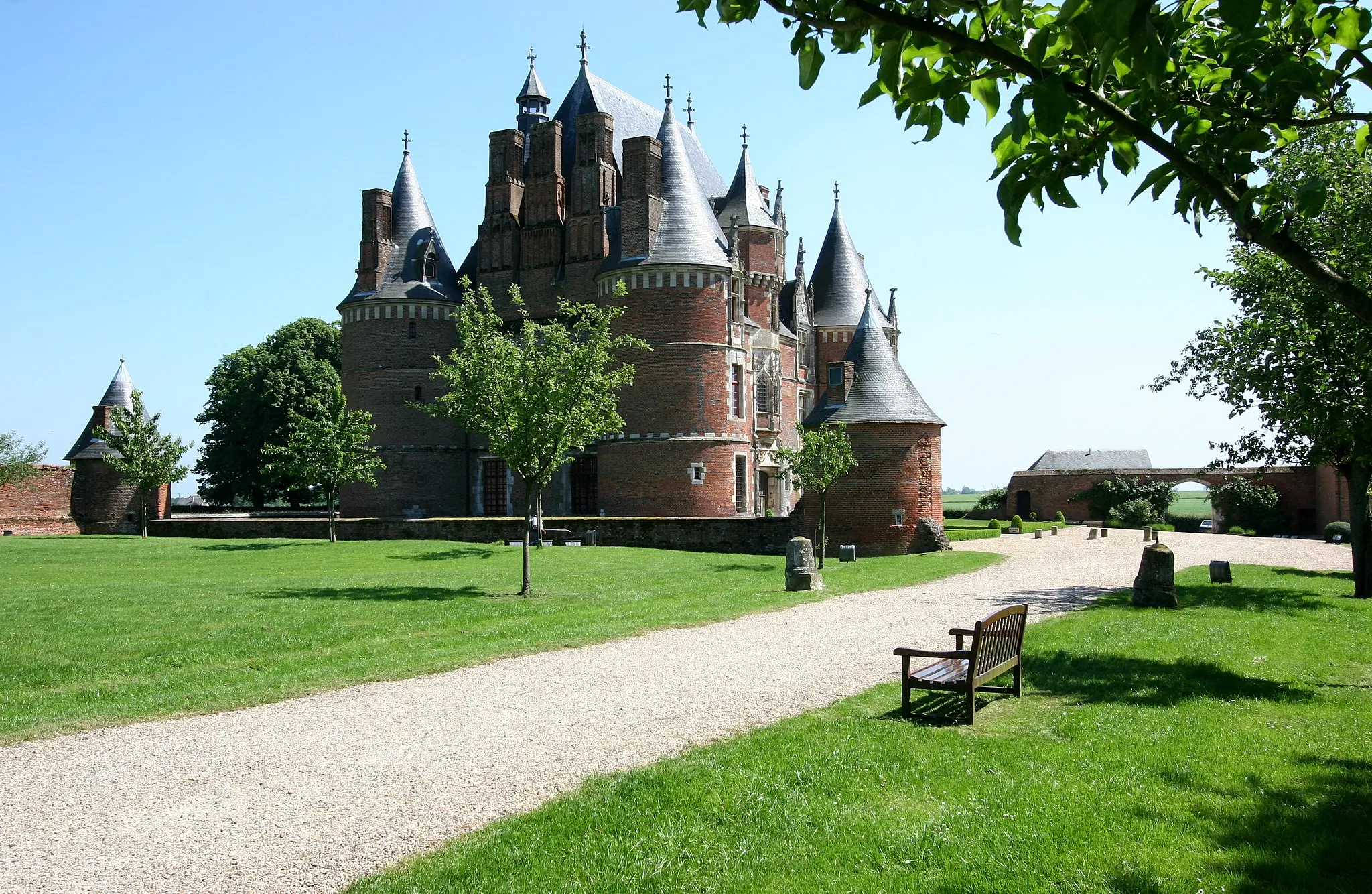 Photo showing: Chateau de Martainville, vue de coté, Normandie, France