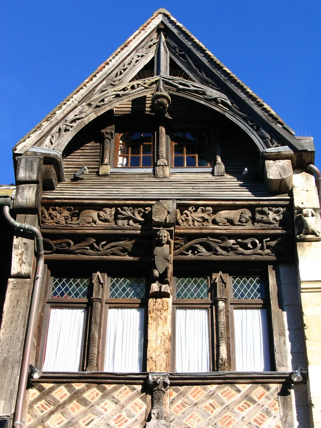 Photo showing: Etretat, détail sur le décor d'une maison