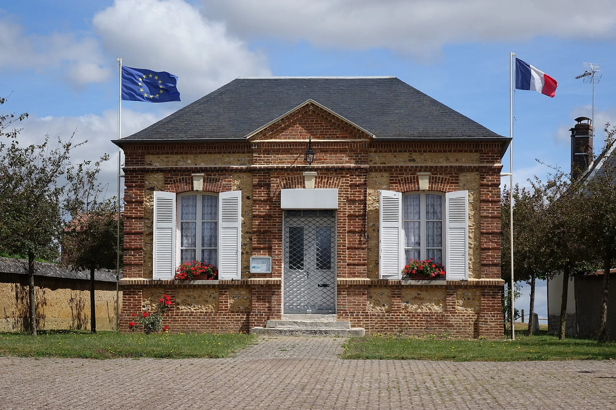Photo showing: Mairie de Parville, Eure, France