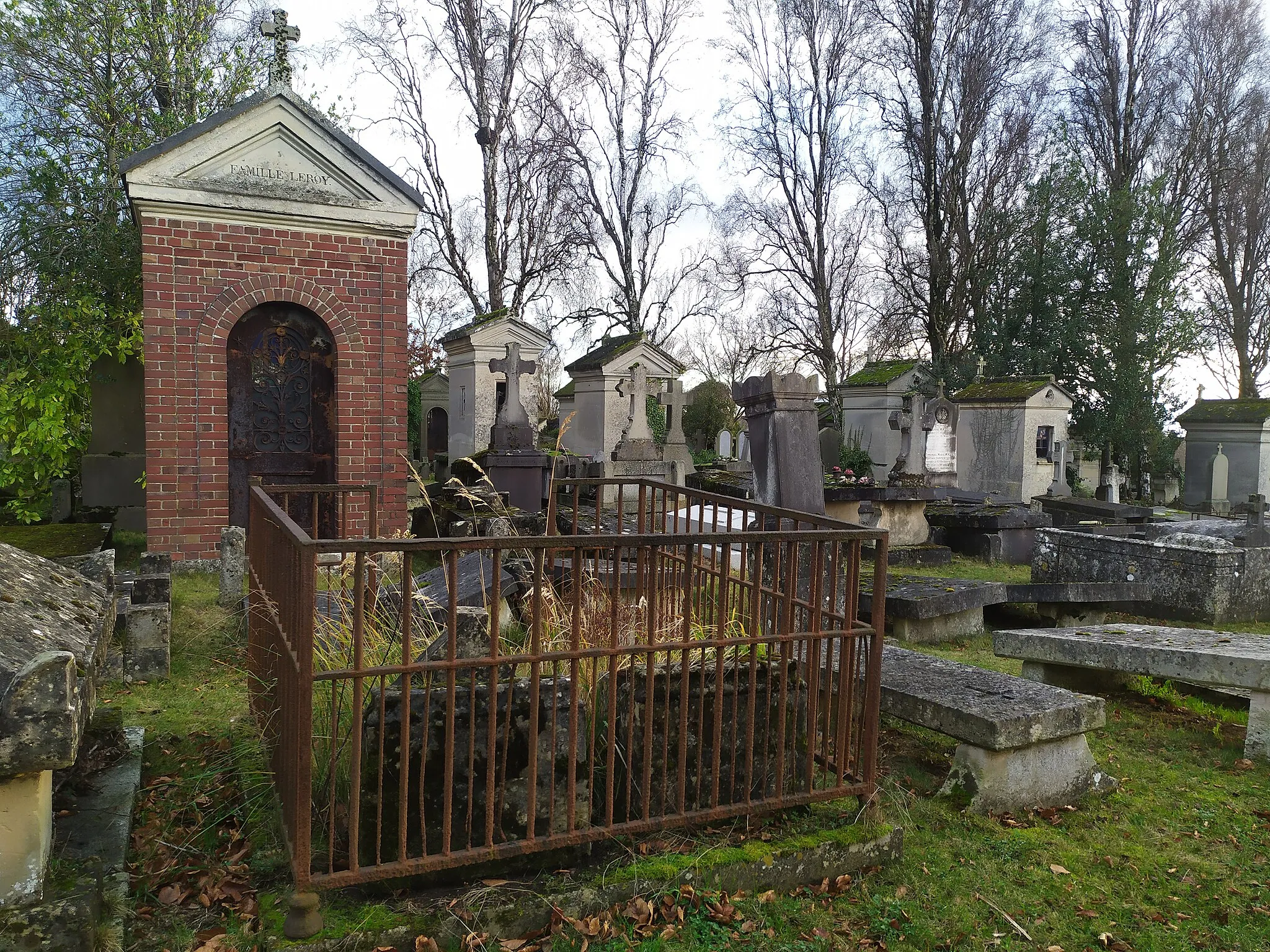 Photo showing: Vue du cimetière monumental à Rouen