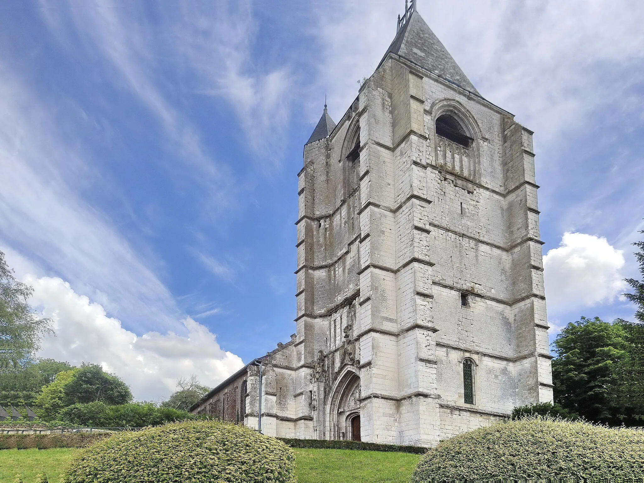Photo showing: Saint-Maulvis - Eglise Saint-Maulvis