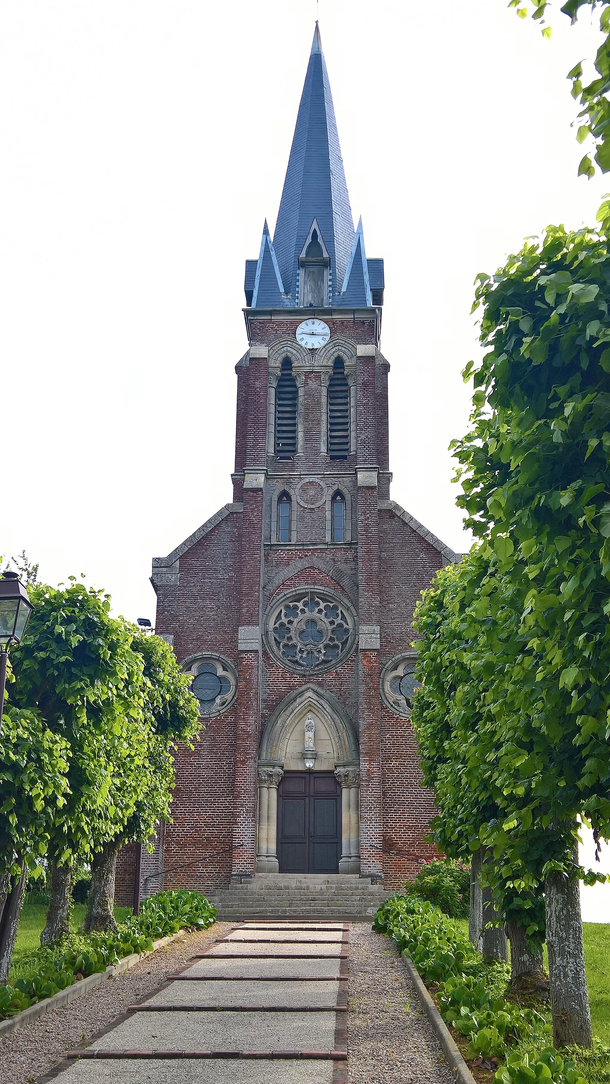 Photo showing: Maisoncelle-Tuilerie : L'église Saint-Claude