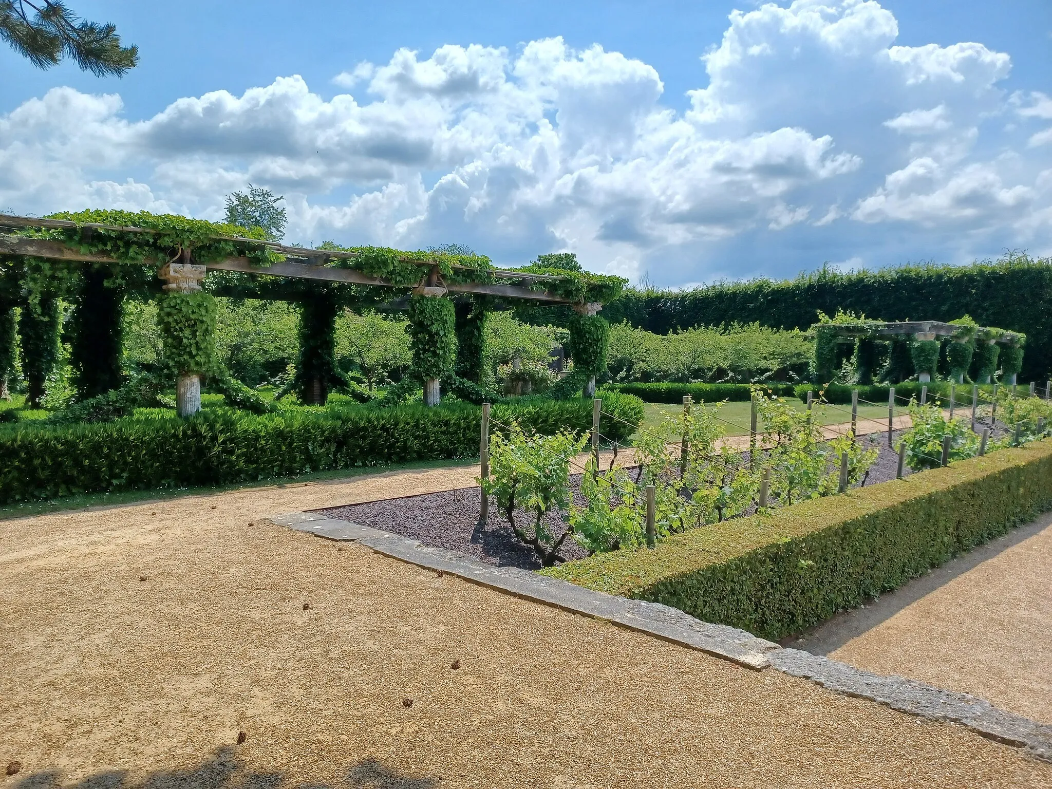 Photo showing: Chateau of Champ de Bataille, 8 Du Château Road, 27110, Sainte-Opportune-du-Bosc, France.