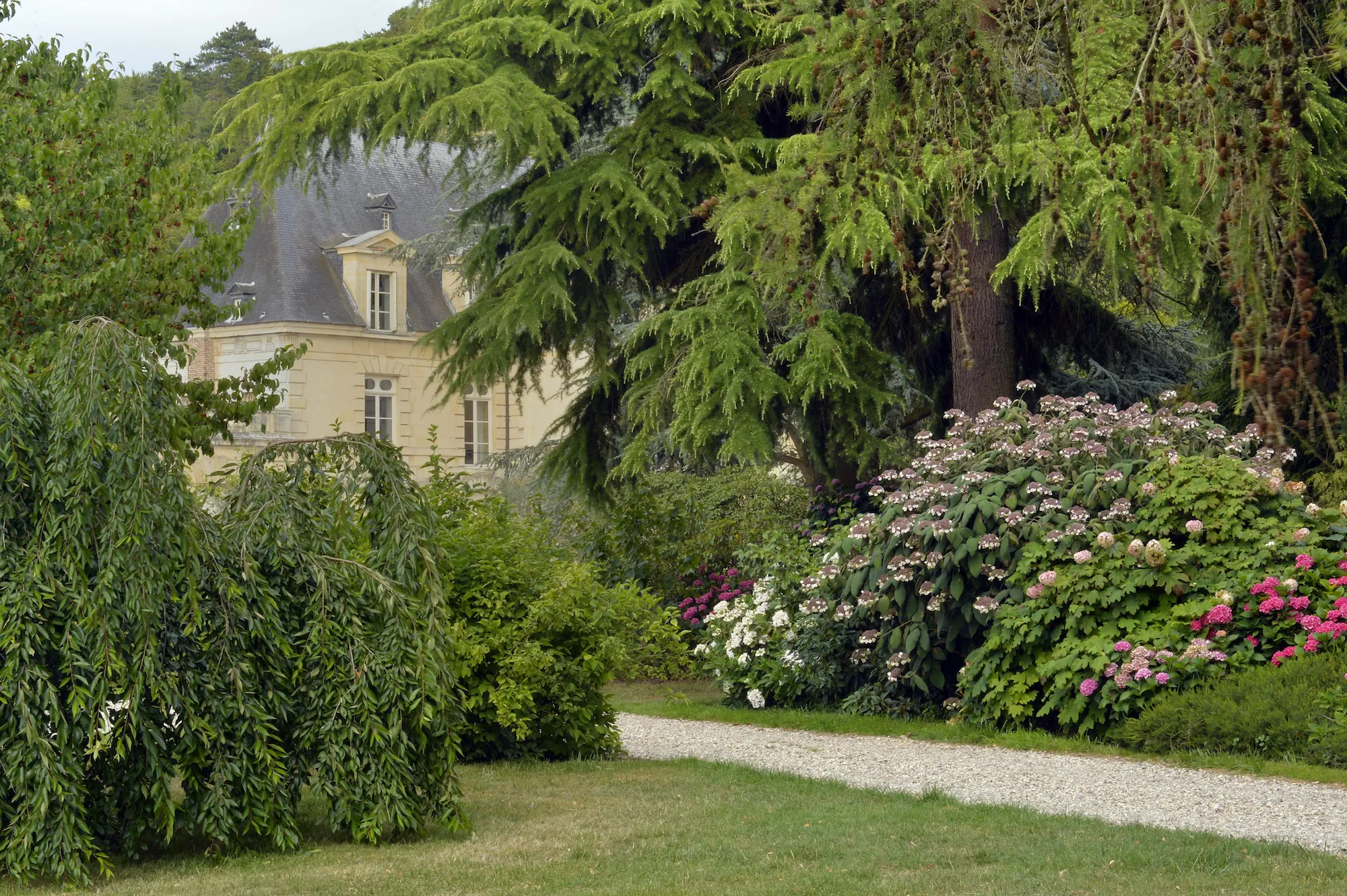 Photo showing: En ce lieu pittoresque, véritable havre de paix, d’harmonie et d’équilibre où règne une étonnante diversité, la nature a trouvé le parfait terrain de son expression