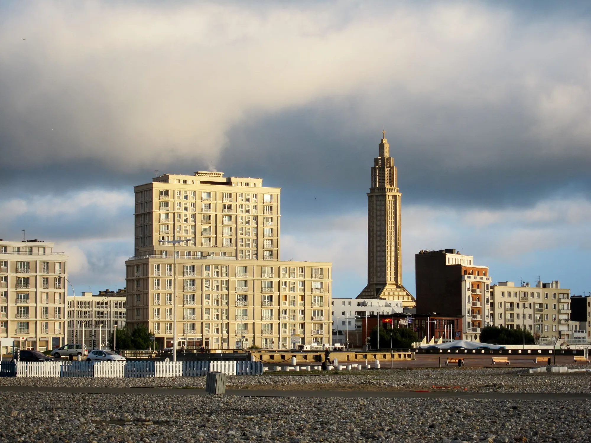 Photo showing: Le Havre from the beach.