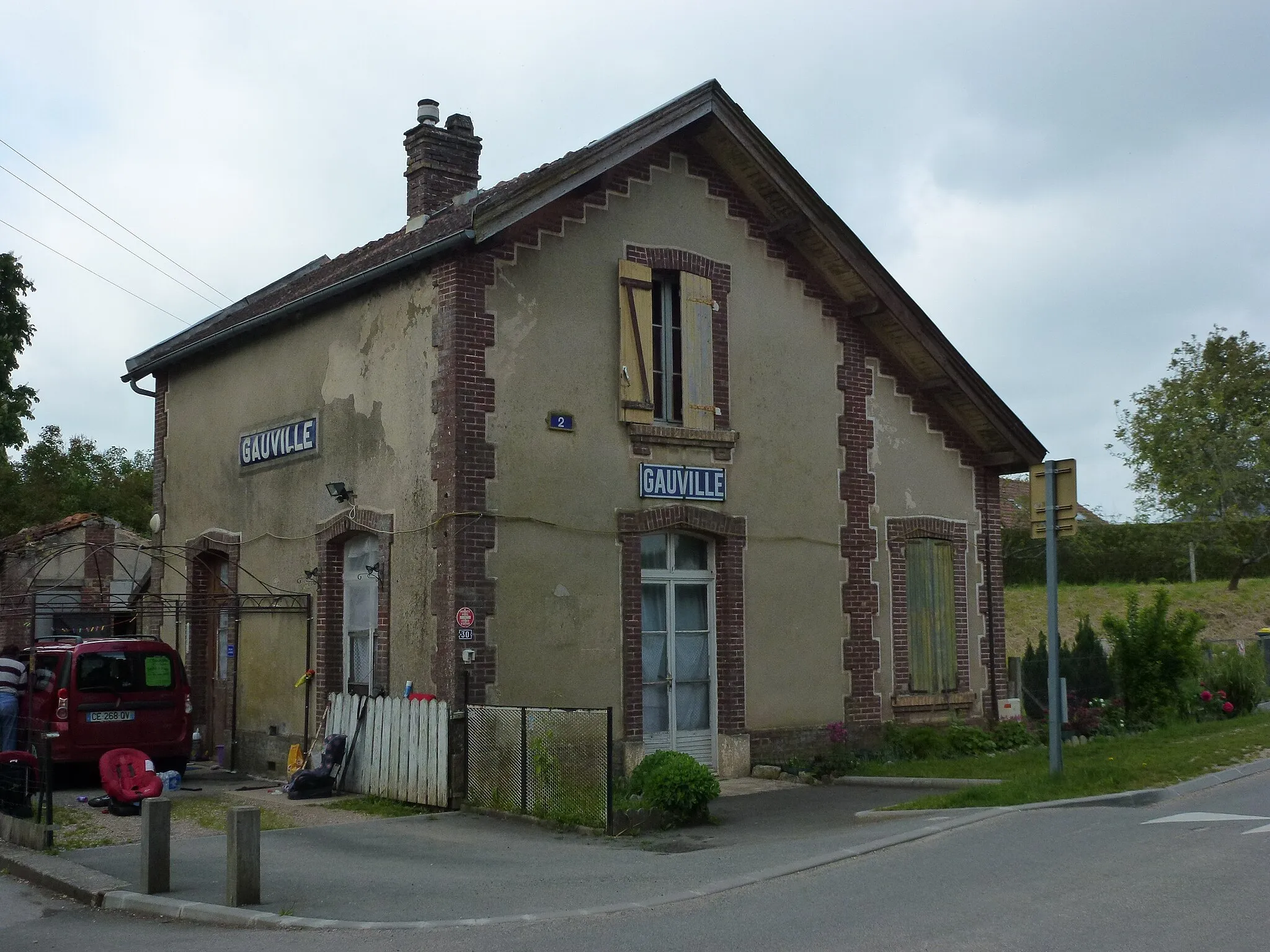 Photo showing: Voie verte Évreux-Vallée du Bec 05, ancienne gare de Gauville