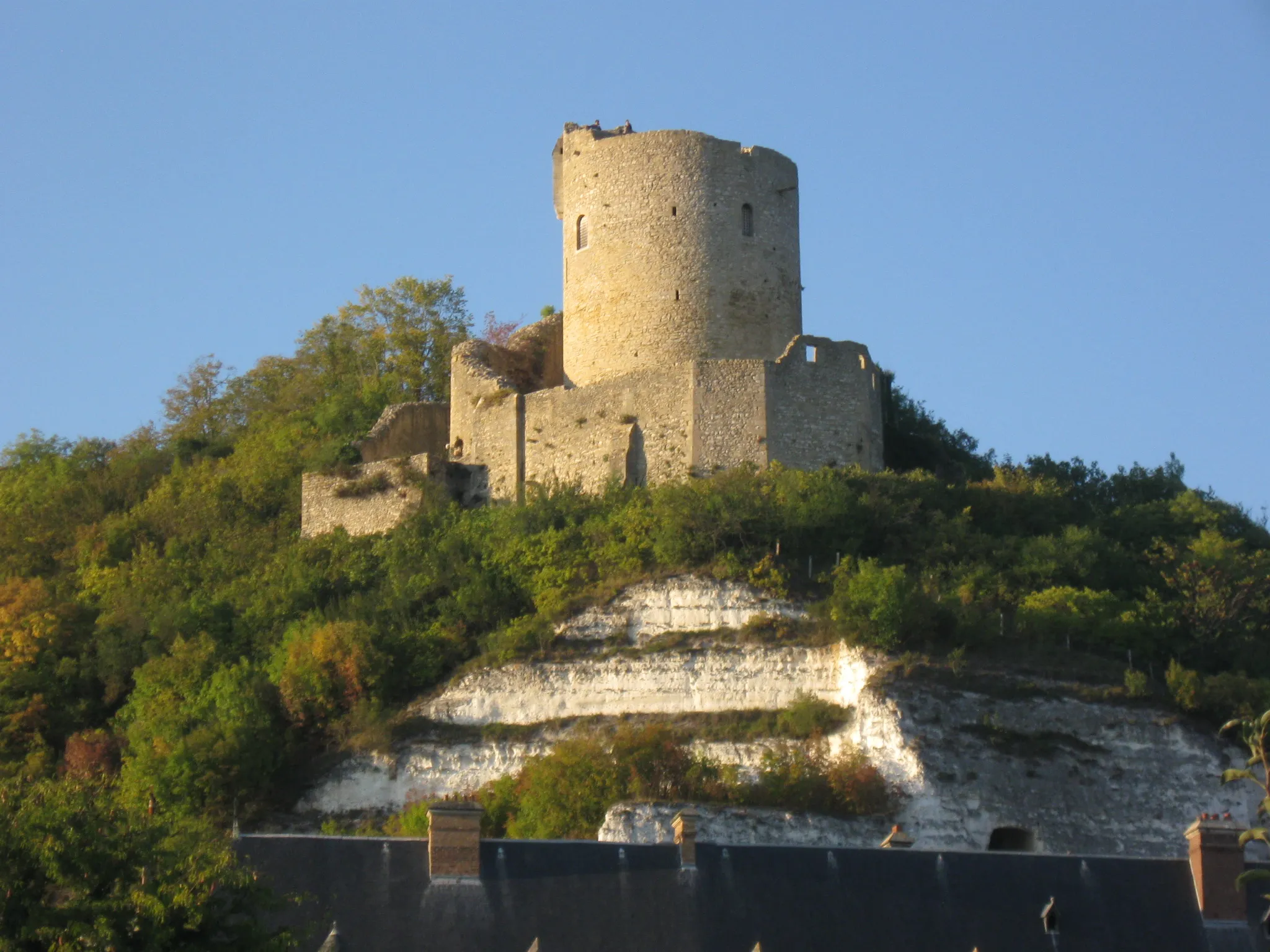Photo showing: La Roche-Guyon castle's keep in La Roche-Guyon.