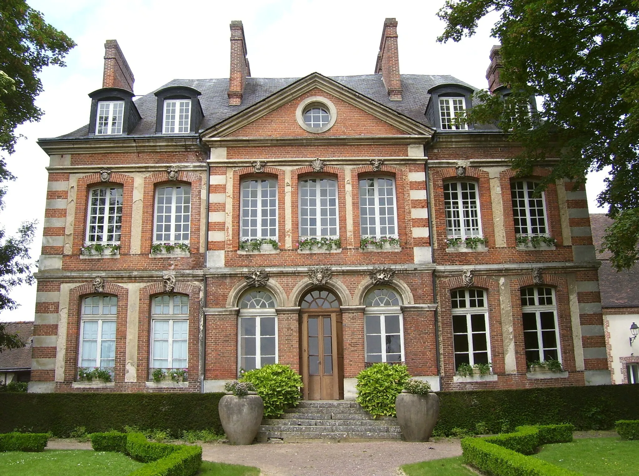 Photo showing: Hôtel de la gabelle (house of the salt tax) in Bernay. It was built in 1750 by Bréant and Ange-Jacques Gabriel.