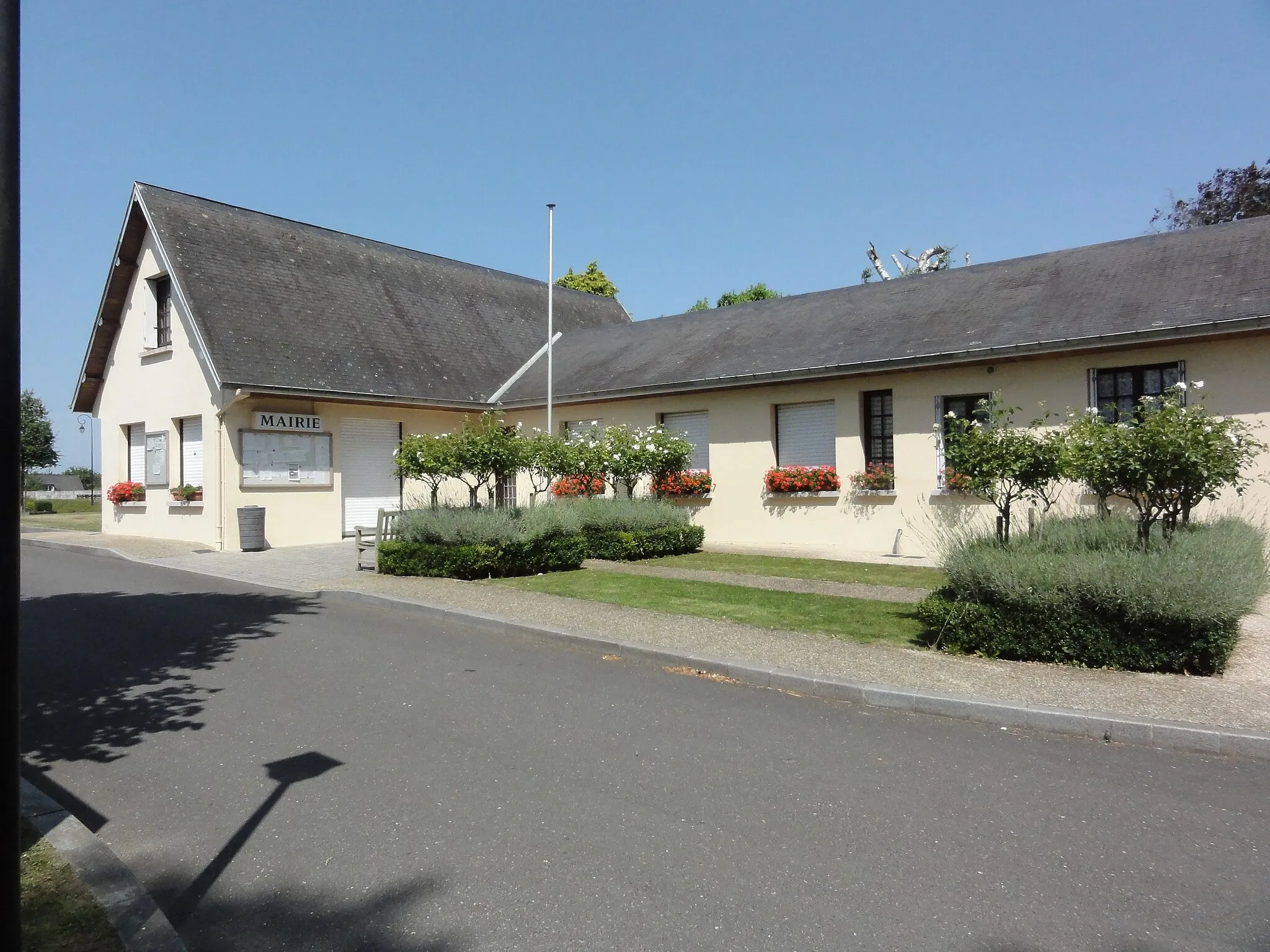 Photo showing: Saint-Jean-de-la-Neuville (Seine-Mar.) mairie