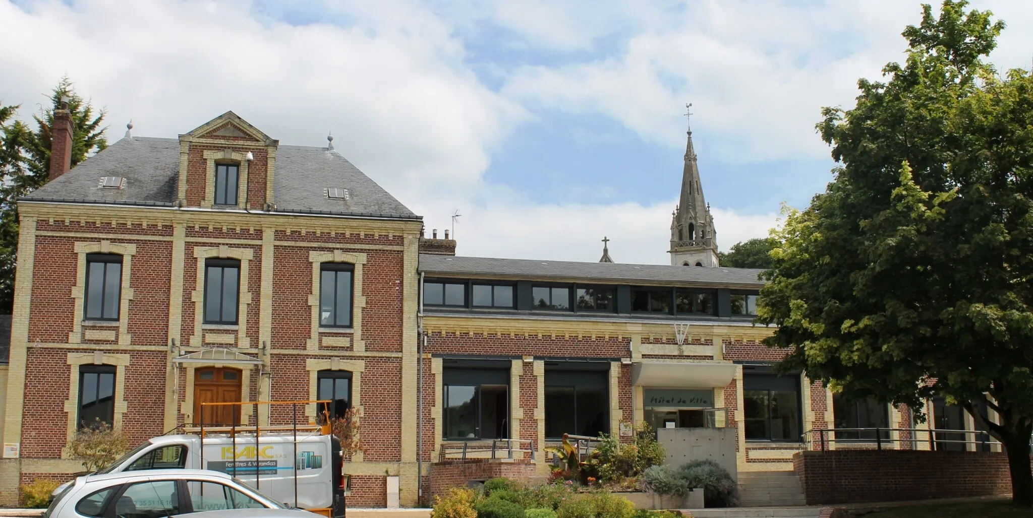 Photo showing: Hôtel de Ville de Gruchet-le-Valasse 2022