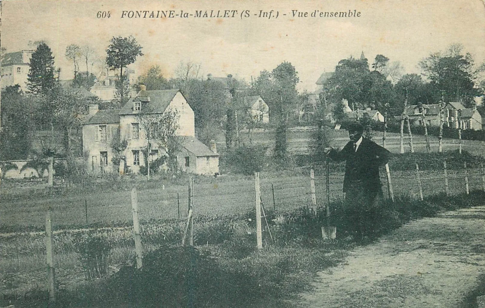 Photo showing: Fontaine-la-mallet Carte postale Village vers 1910
