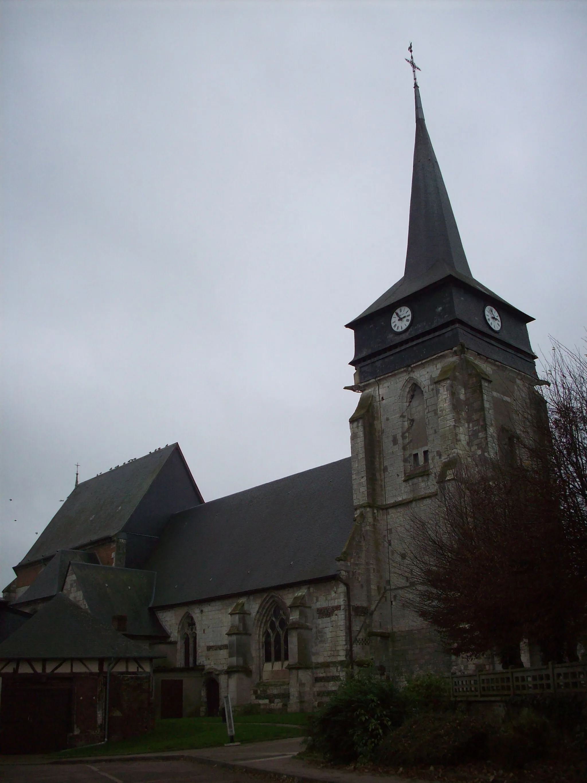 Photo showing: Église Saint-Laurent de Bourgtheroulde.