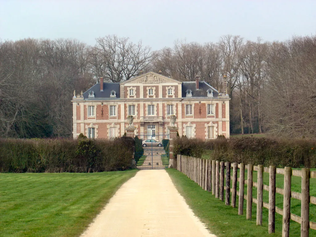 Photo showing: Château du Buisson-Garembourg à Guichainville (27 Eure France -Normandie) - La famille Bence était seigneur du Buisson Garembourg du XVe au XVIIIe siècle.