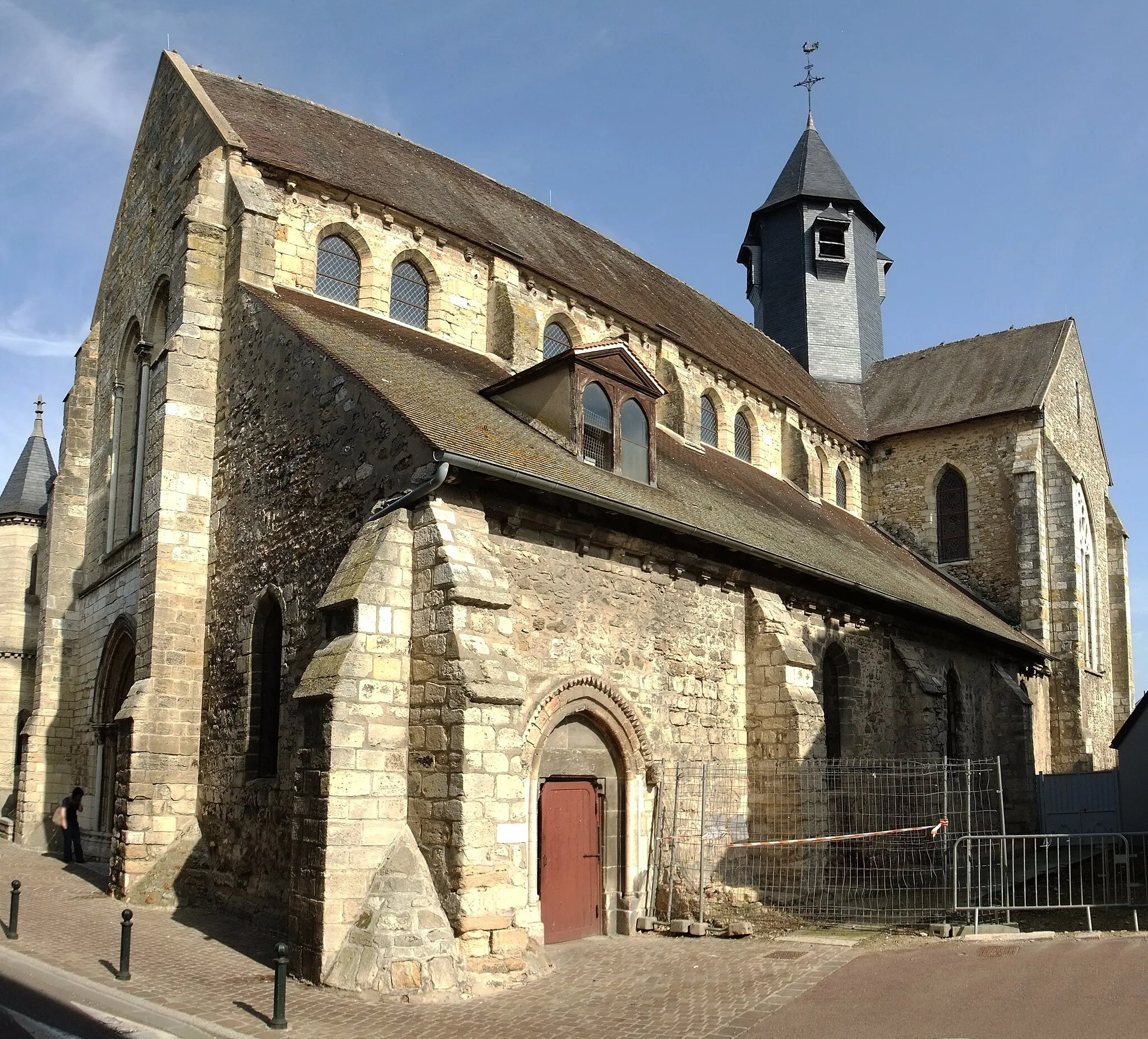 Photo showing: This building is inscrit au titre des monuments historiques de la France. It is indexed in the base Mérimée, a database of architectural heritage maintained by the French Ministry of Culture, under the reference PA00099505 .