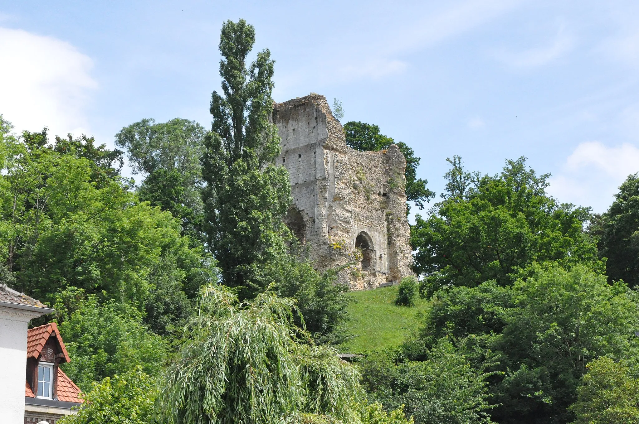 Photo showing: Keep of Brionne (France, Normandy)